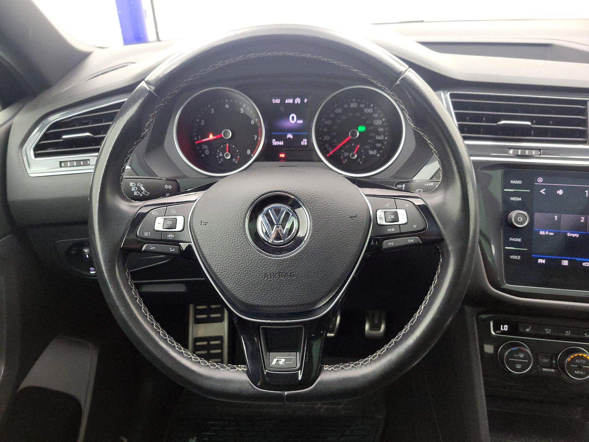Thumbnail: 2021 Volkswagen Tiguan - 10