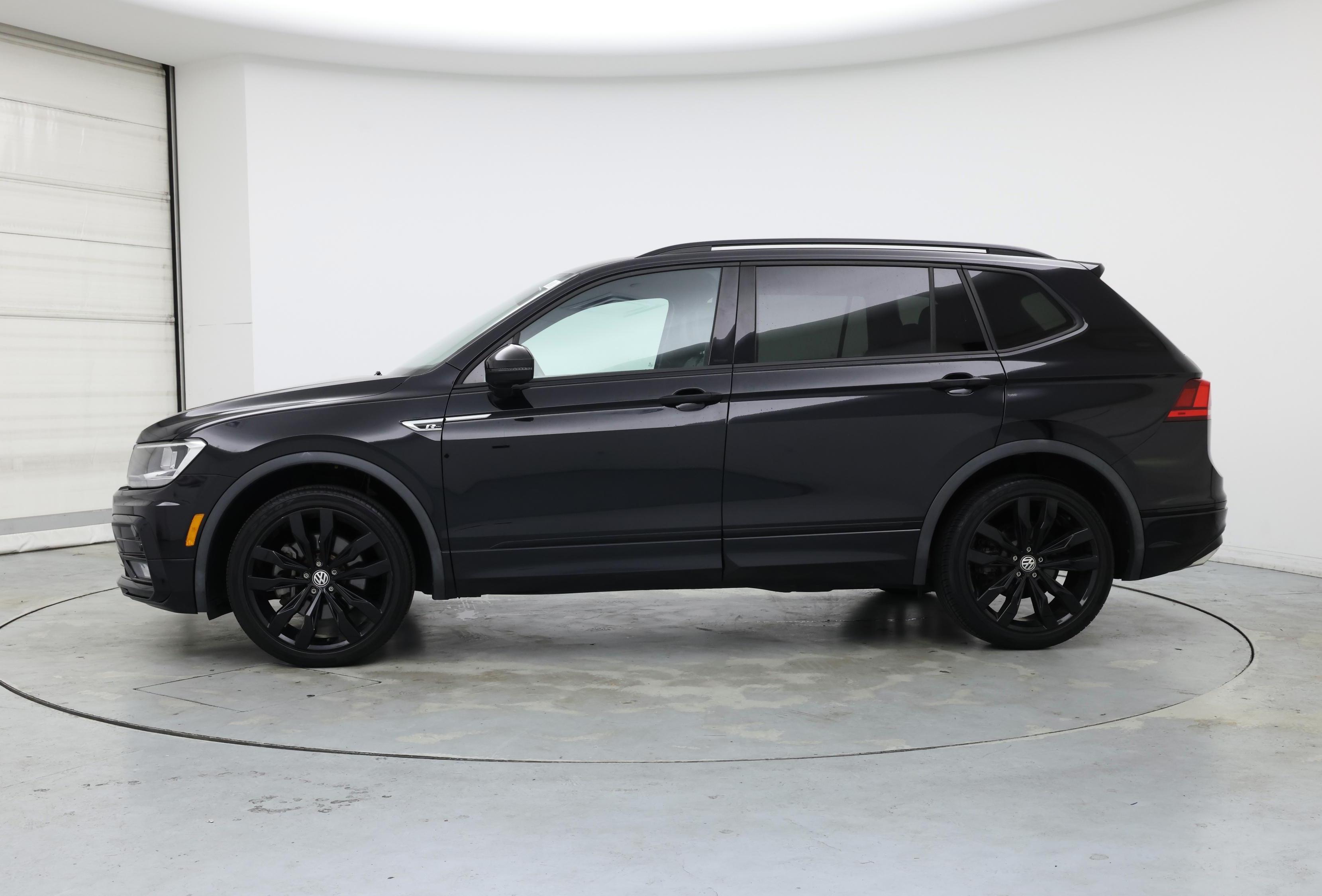 Thumbnail: 2021 Volkswagen Tiguan - 3