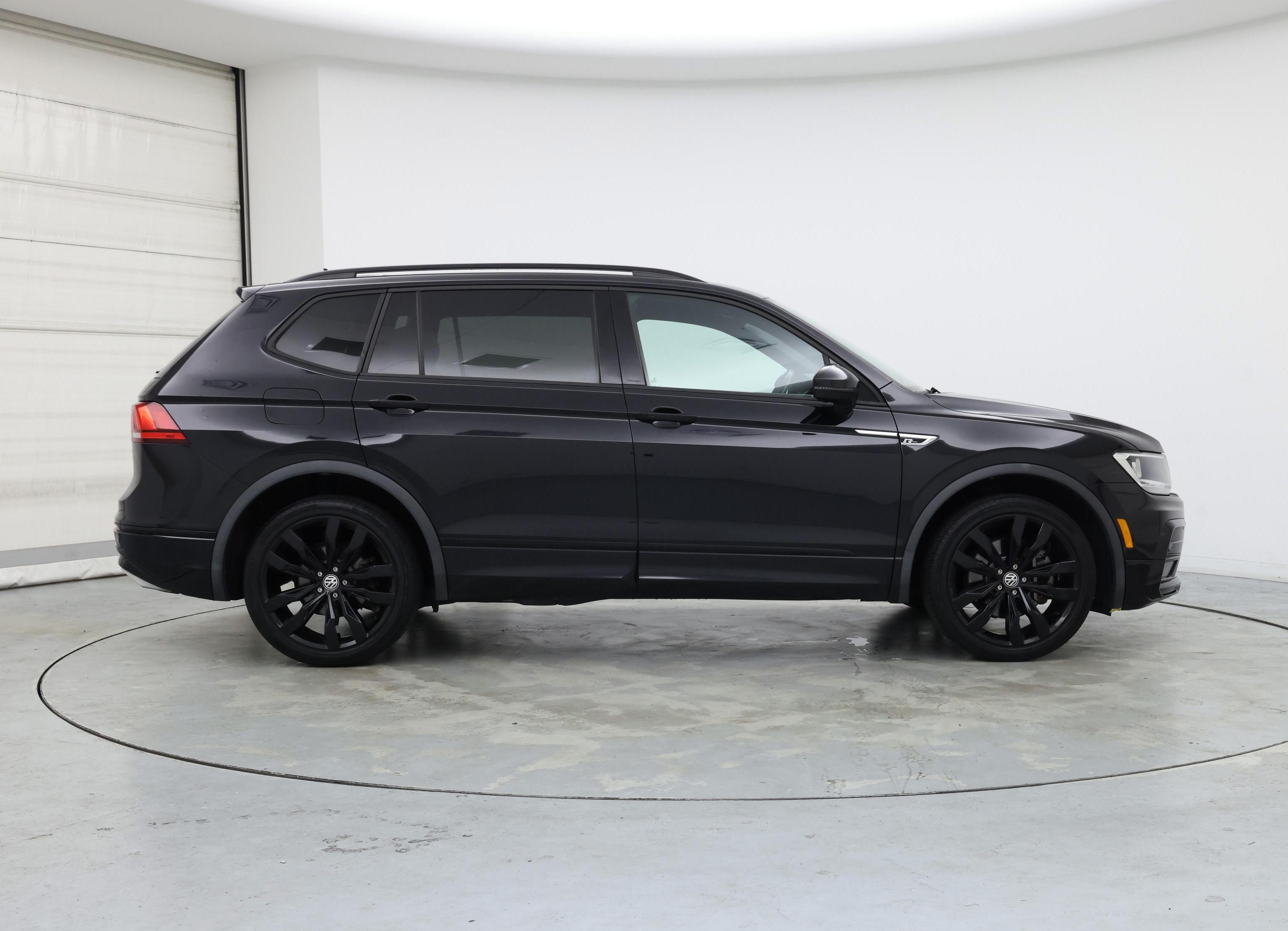 Thumbnail: 2021 Volkswagen Tiguan - 7
