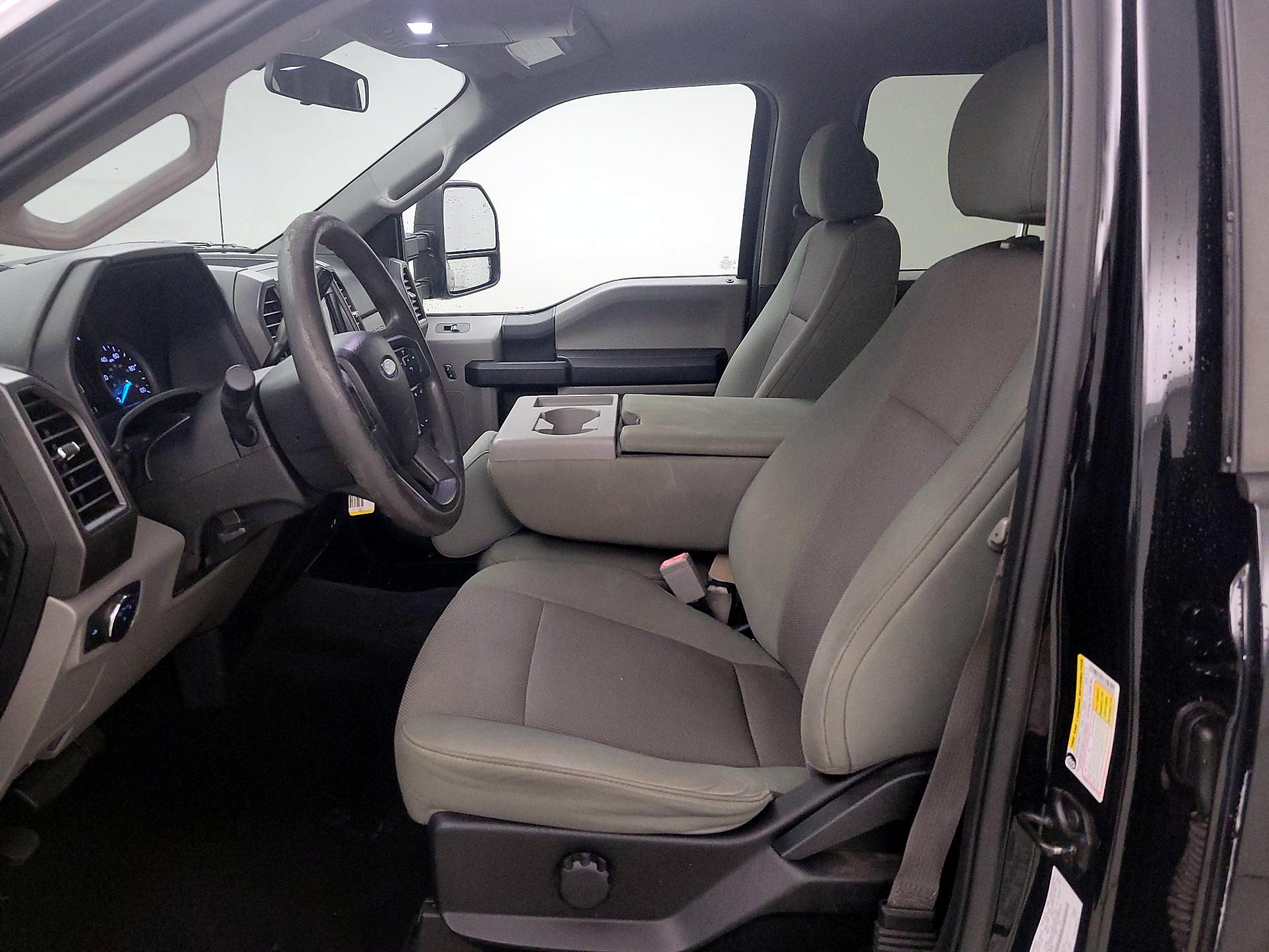 Thumbnail: 2019 Ford F-250 - 9