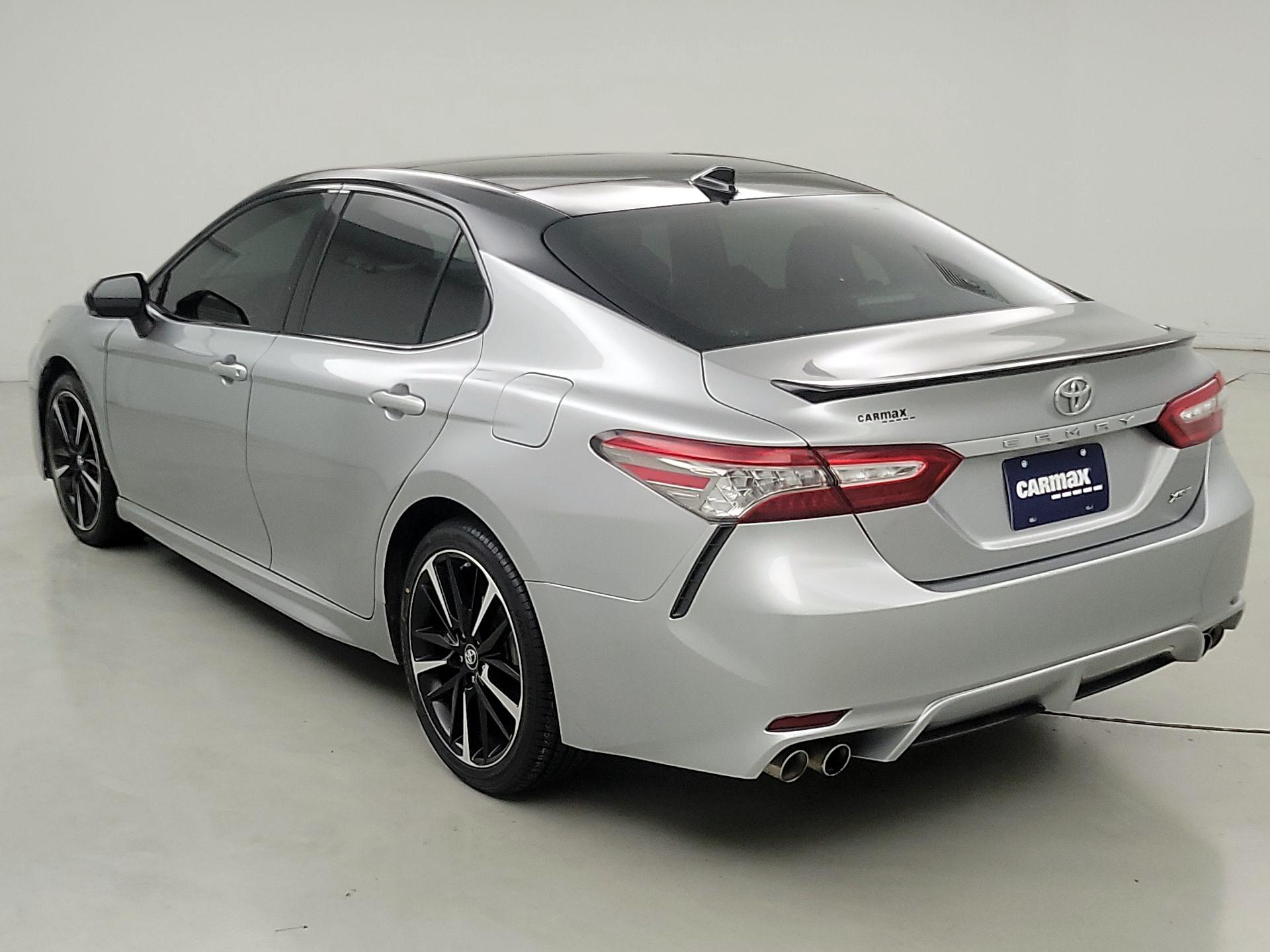 Thumbnail: 2019 Toyota Camry - 7
