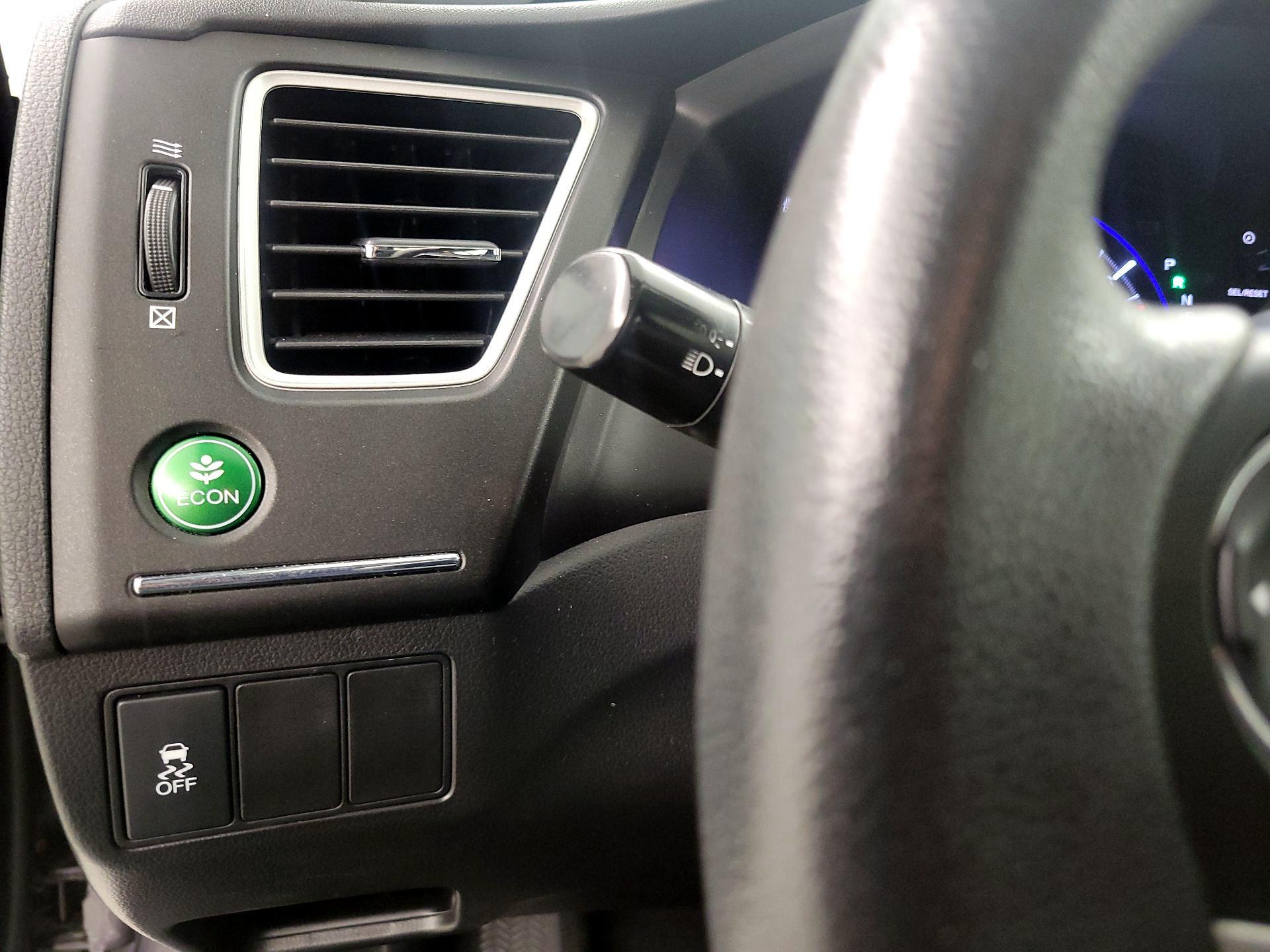 Thumbnail: 2015 Honda Civic - 11