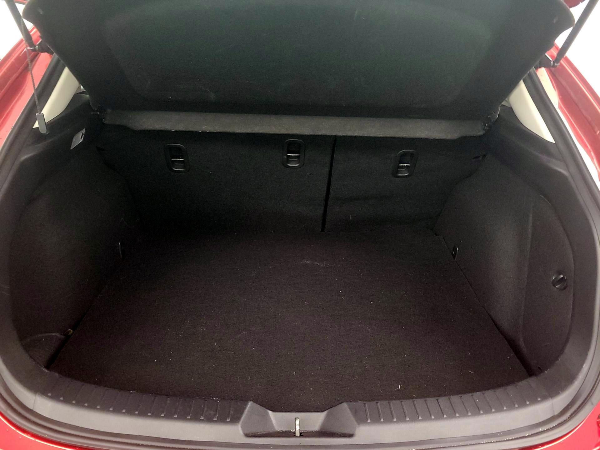 Thumbnail: 2018 Mazda Mazda3 - 18