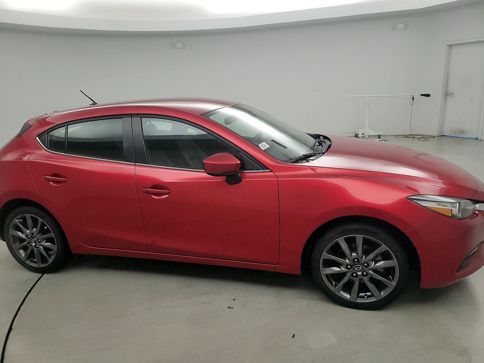 Thumbnail: 2018 Mazda Mazda3 - 4