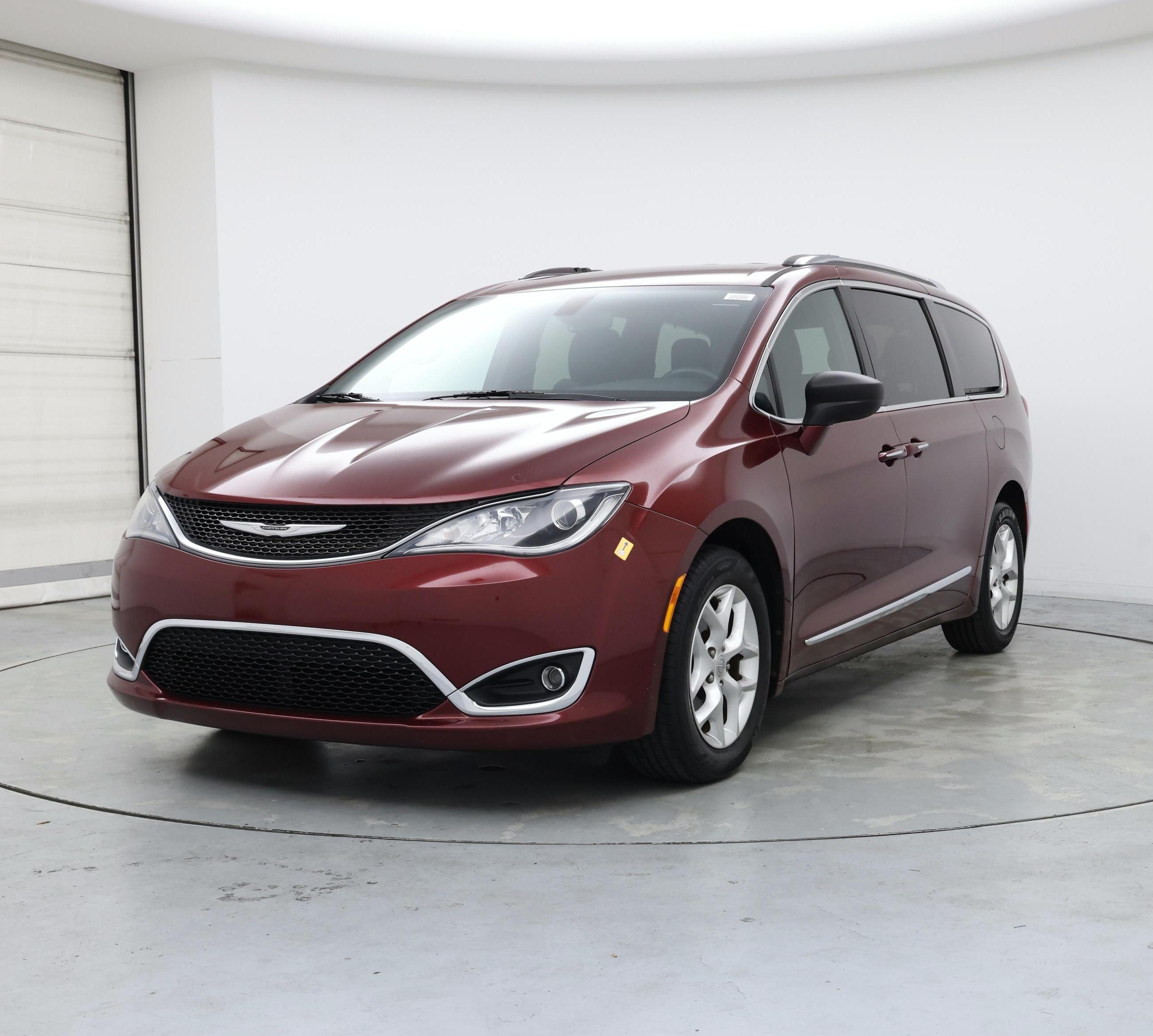 Thumbnail: 2020 Chrysler Pacifica - 4