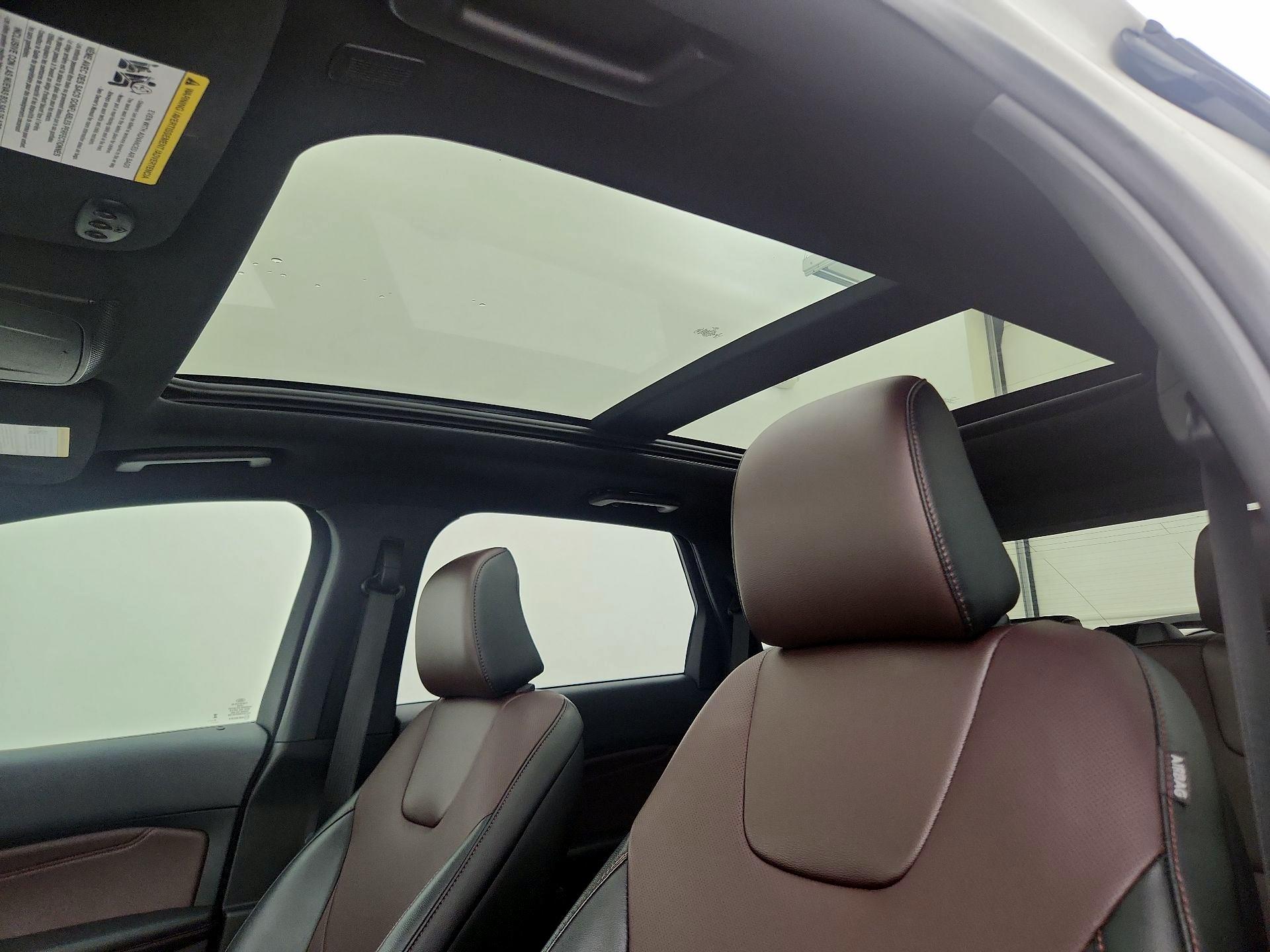 Thumbnail: 2022 Ford Edge - 20