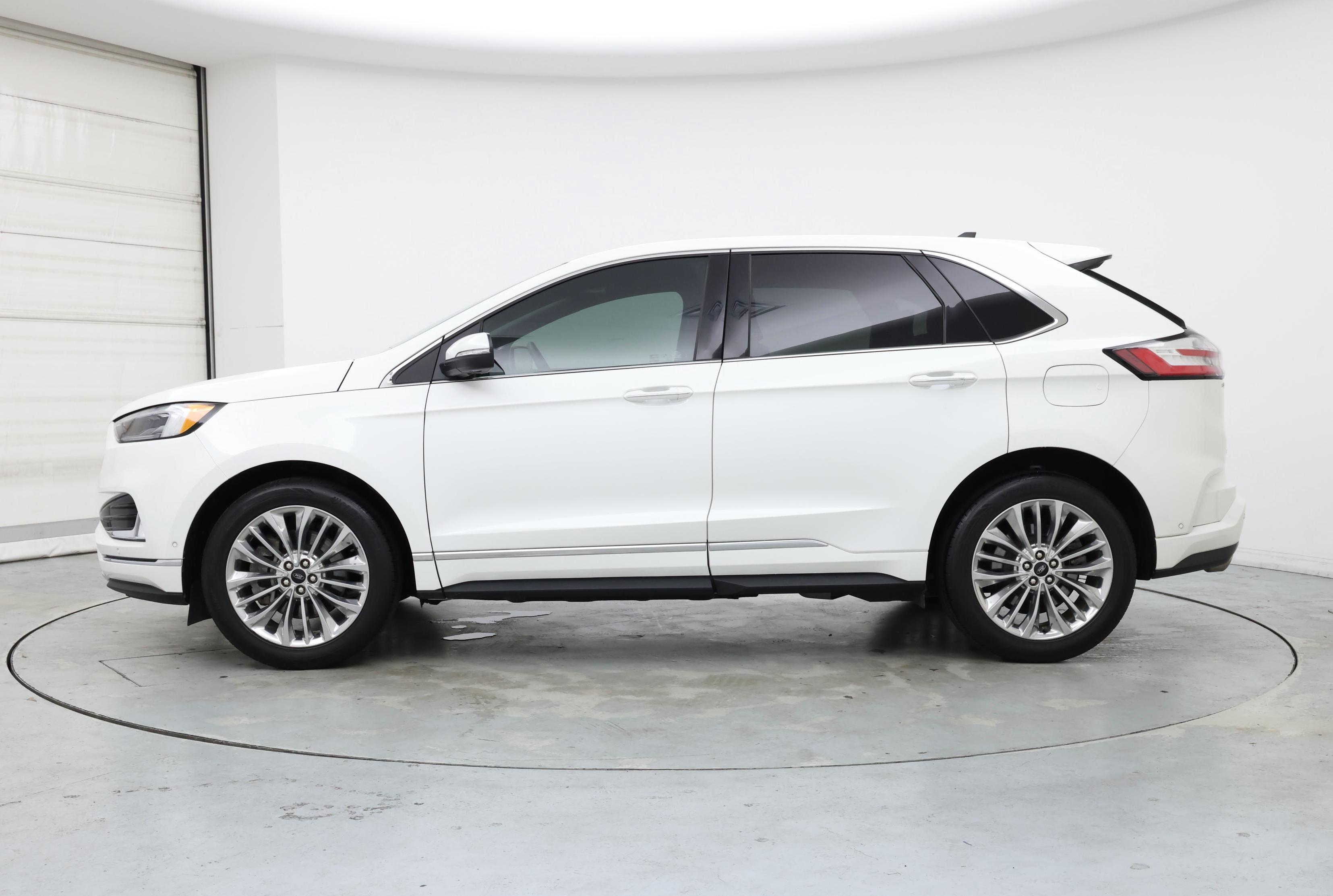 Thumbnail: 2022 Ford Edge - 3