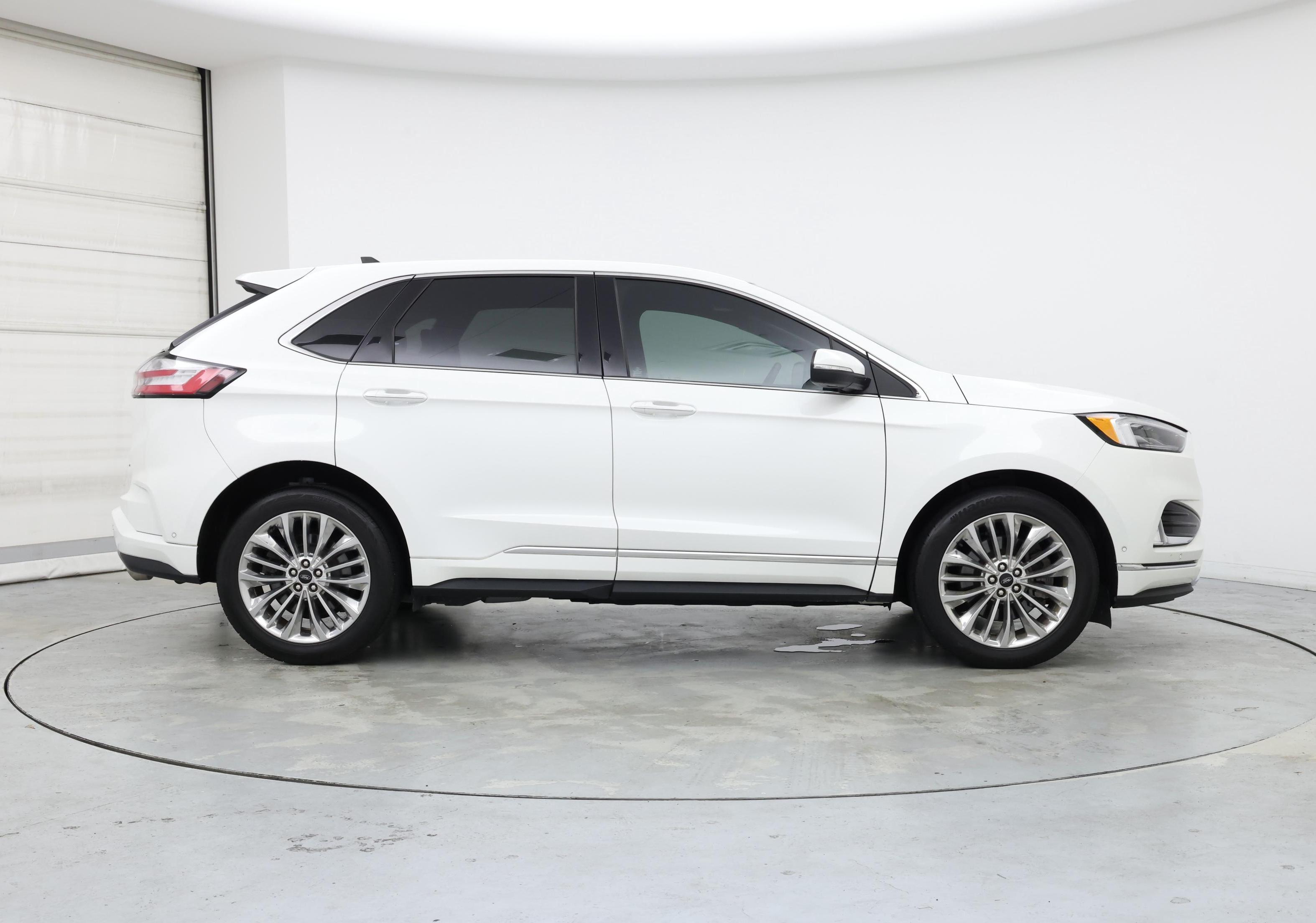 Thumbnail: 2022 Ford Edge - 7