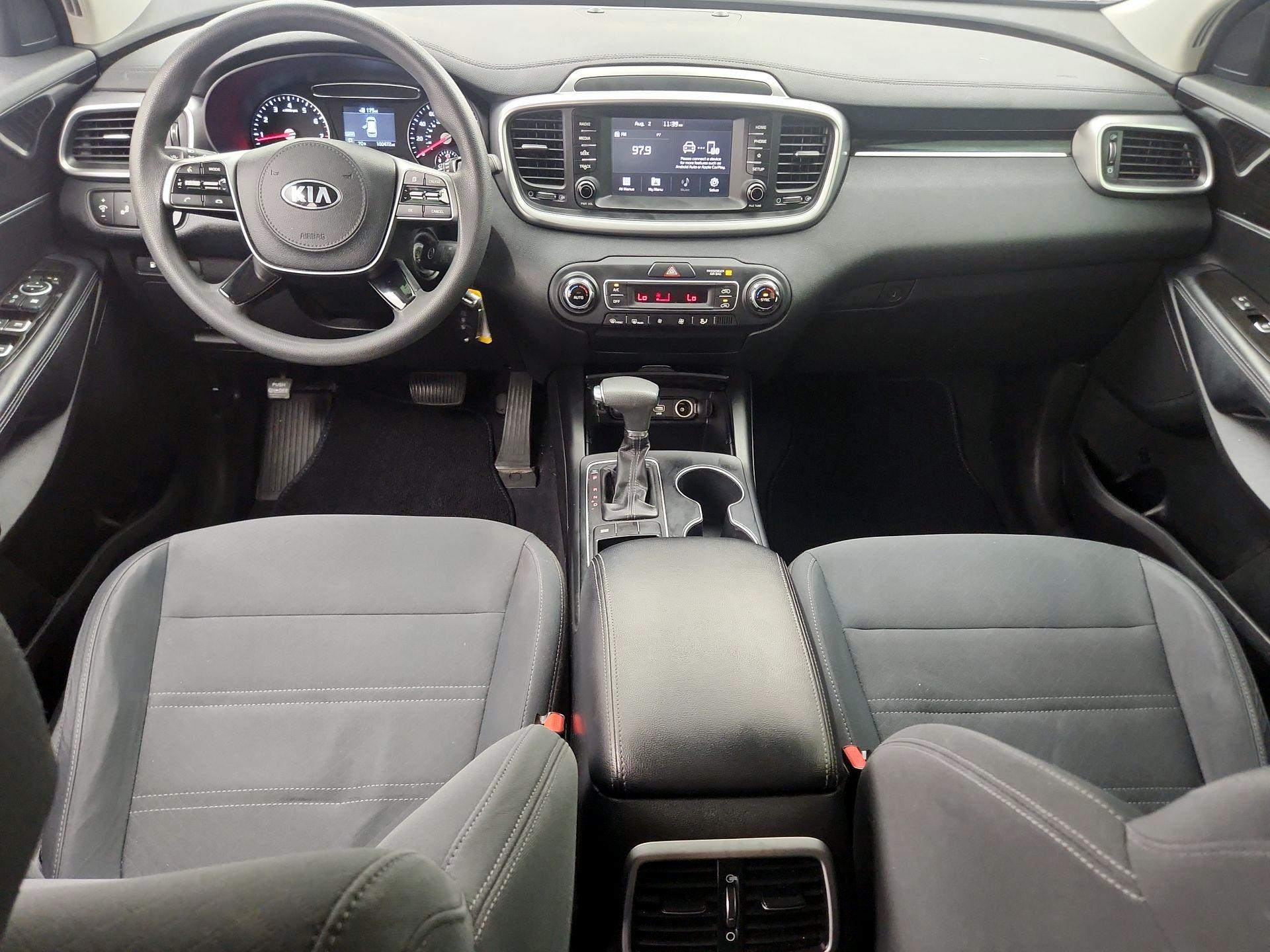 Thumbnail: 2019 Kia Sorento - 9