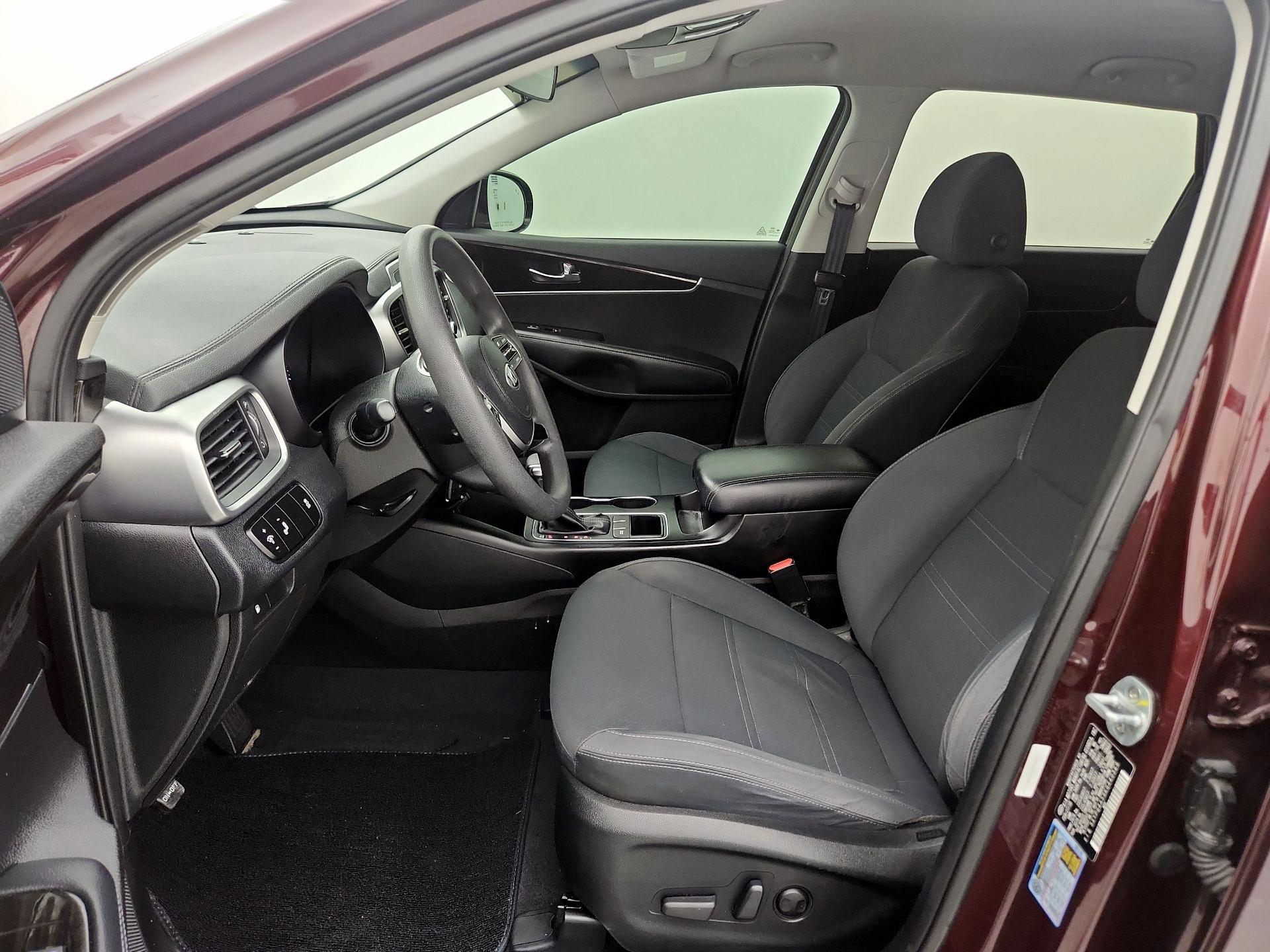 Thumbnail: 2019 Kia Sorento - 11