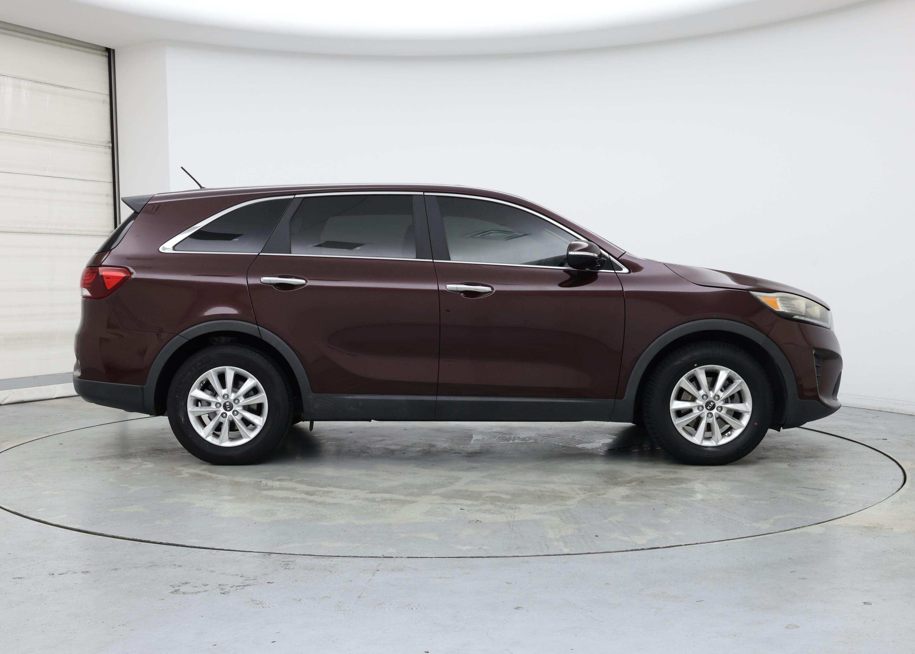Thumbnail: 2019 Kia Sorento - 7