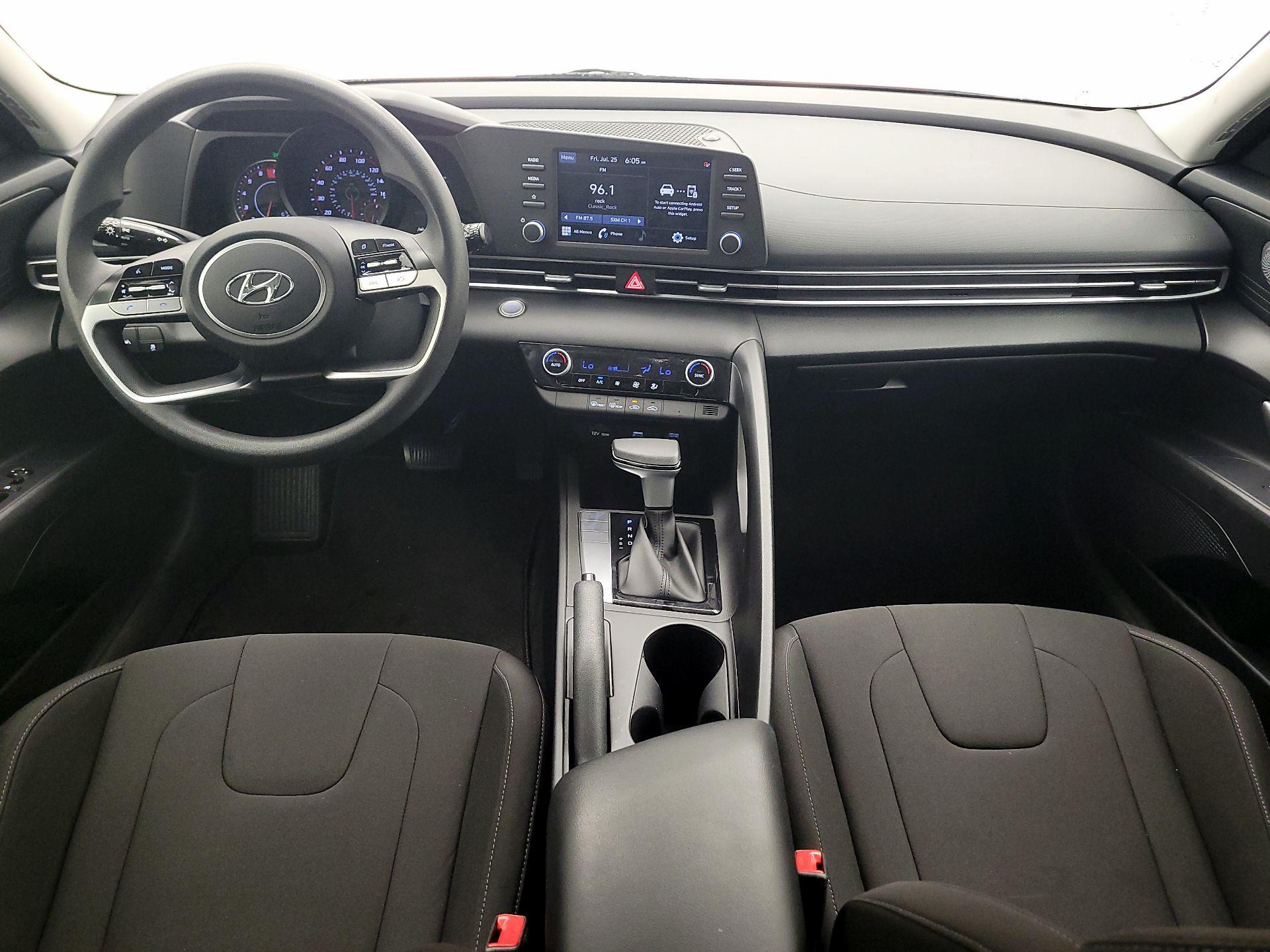 Thumbnail: 2022 Hyundai Elantra - 9