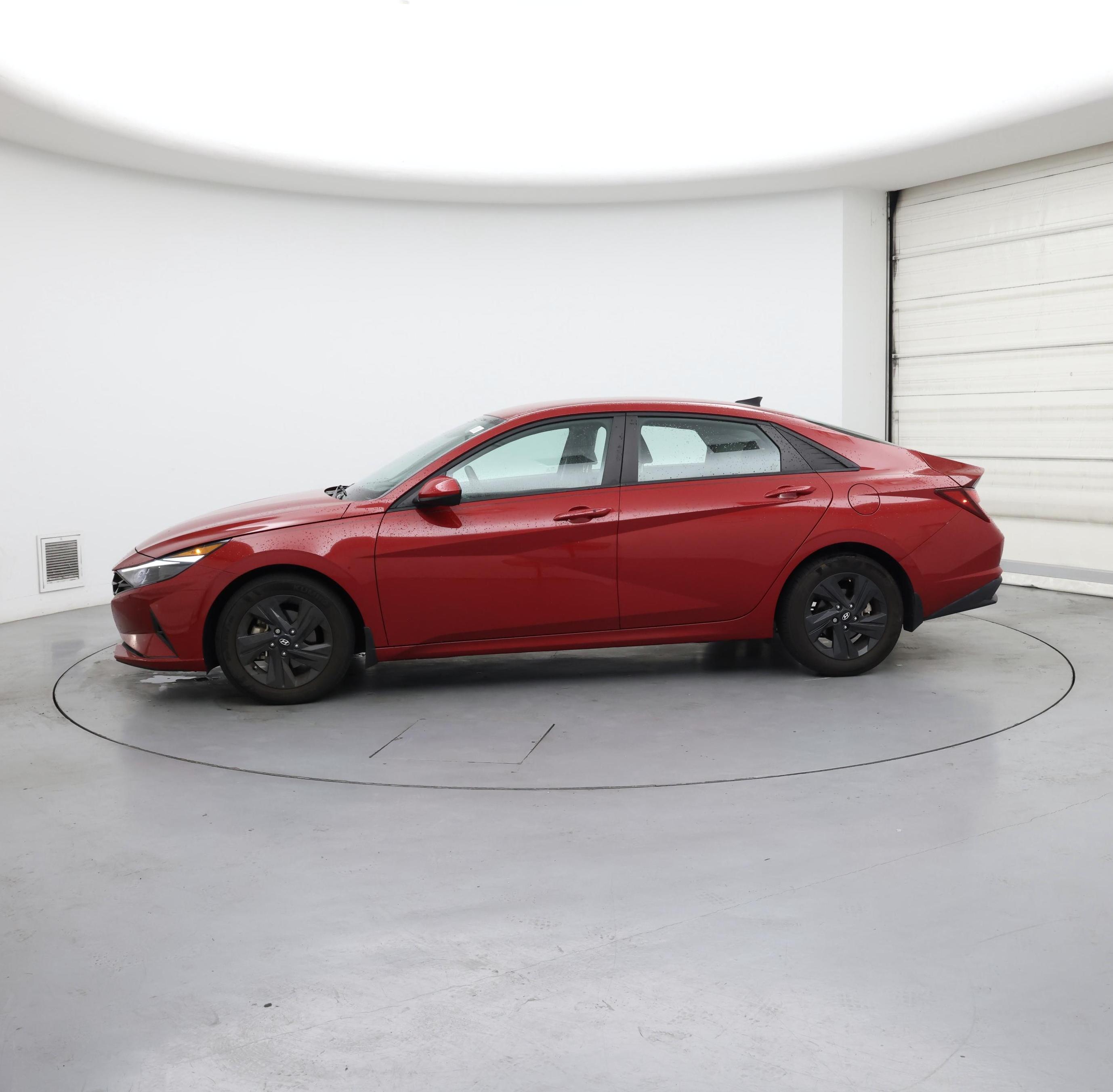 Thumbnail: 2022 Hyundai Elantra - 3