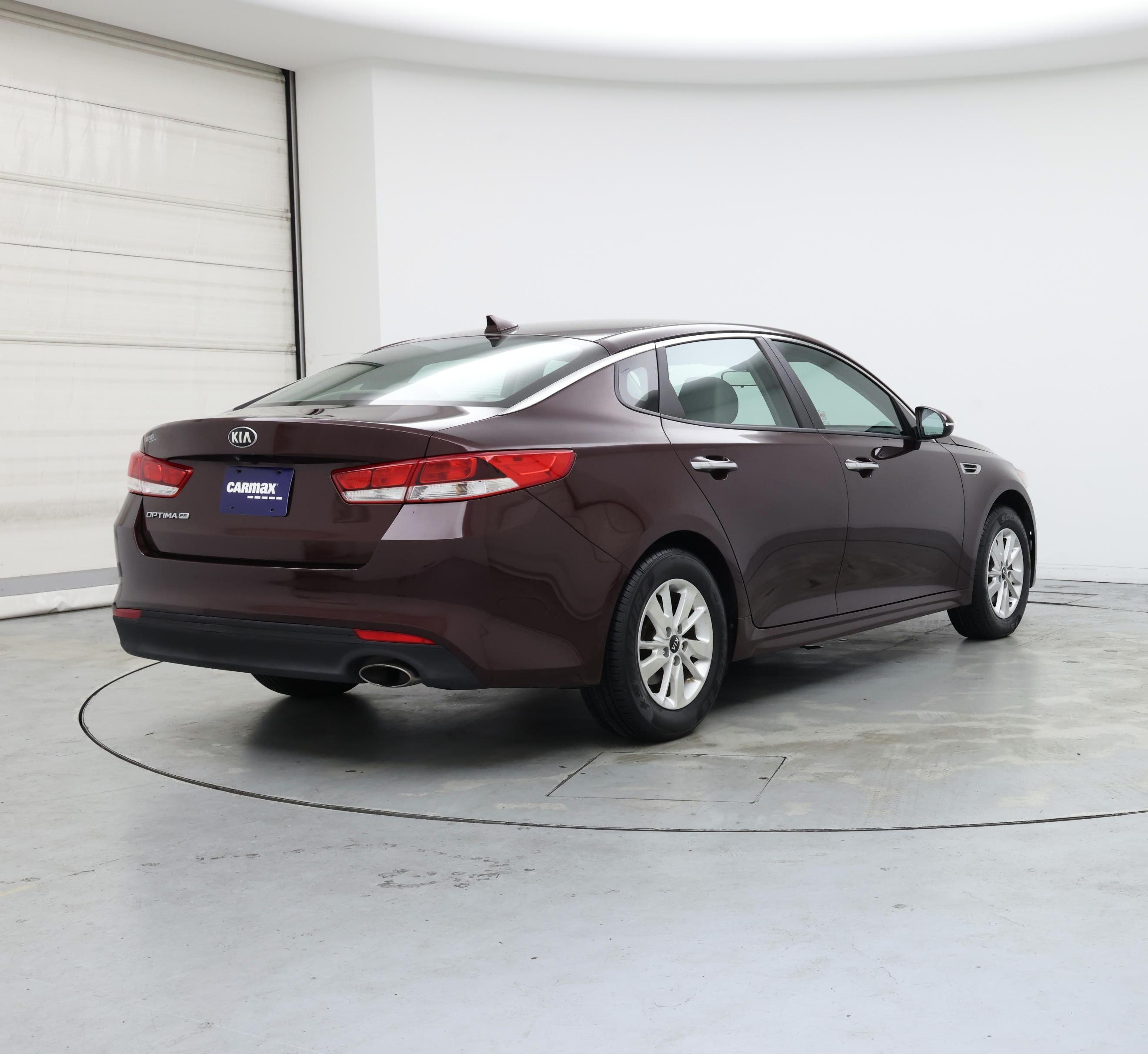 Thumbnail: 2016 Kia Optima - 8