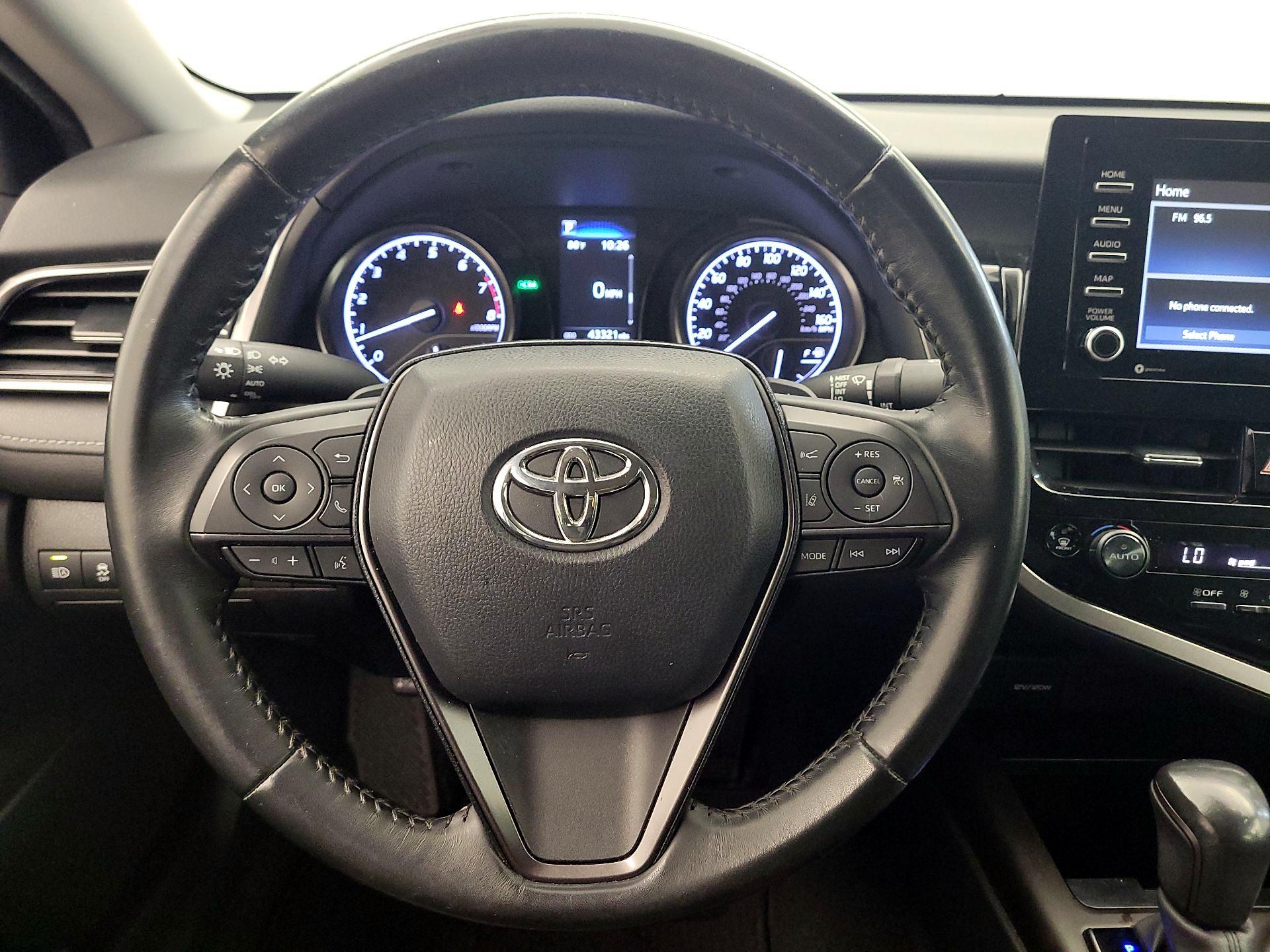 Thumbnail: 2022 Toyota Camry - 10