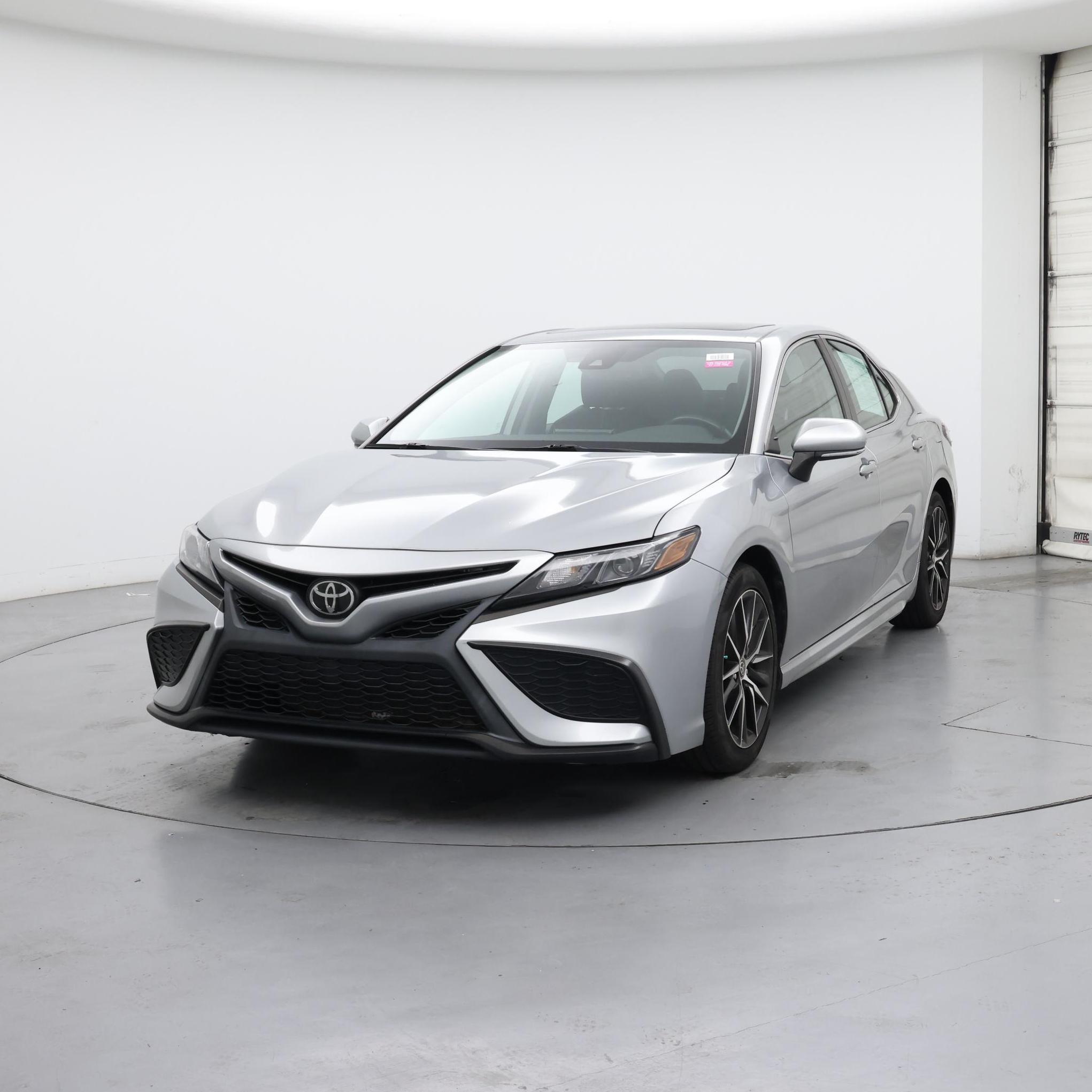 Thumbnail: 2022 Toyota Camry - 4