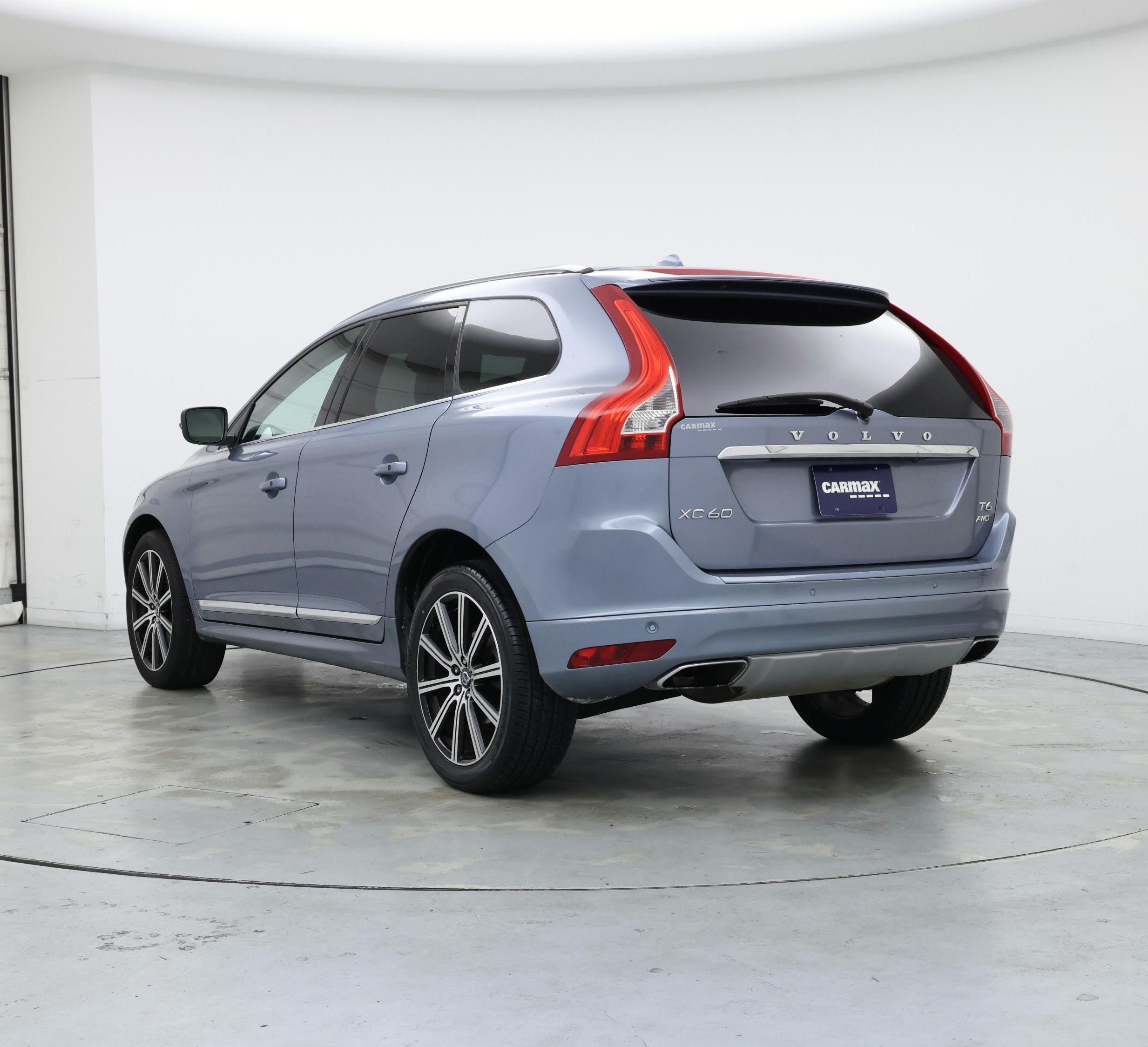Thumbnail: 2017 Volvo XC60 - 2