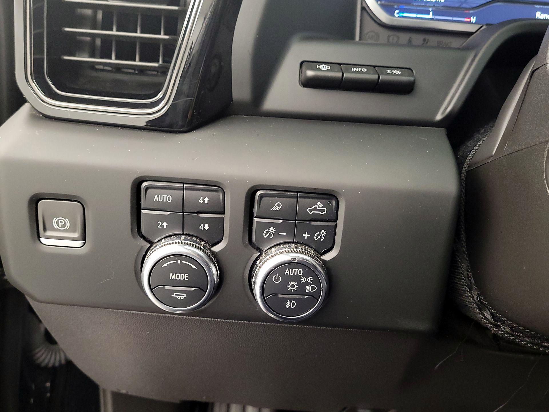 Thumbnail: 2024 GMC Sierra 1500 - 13