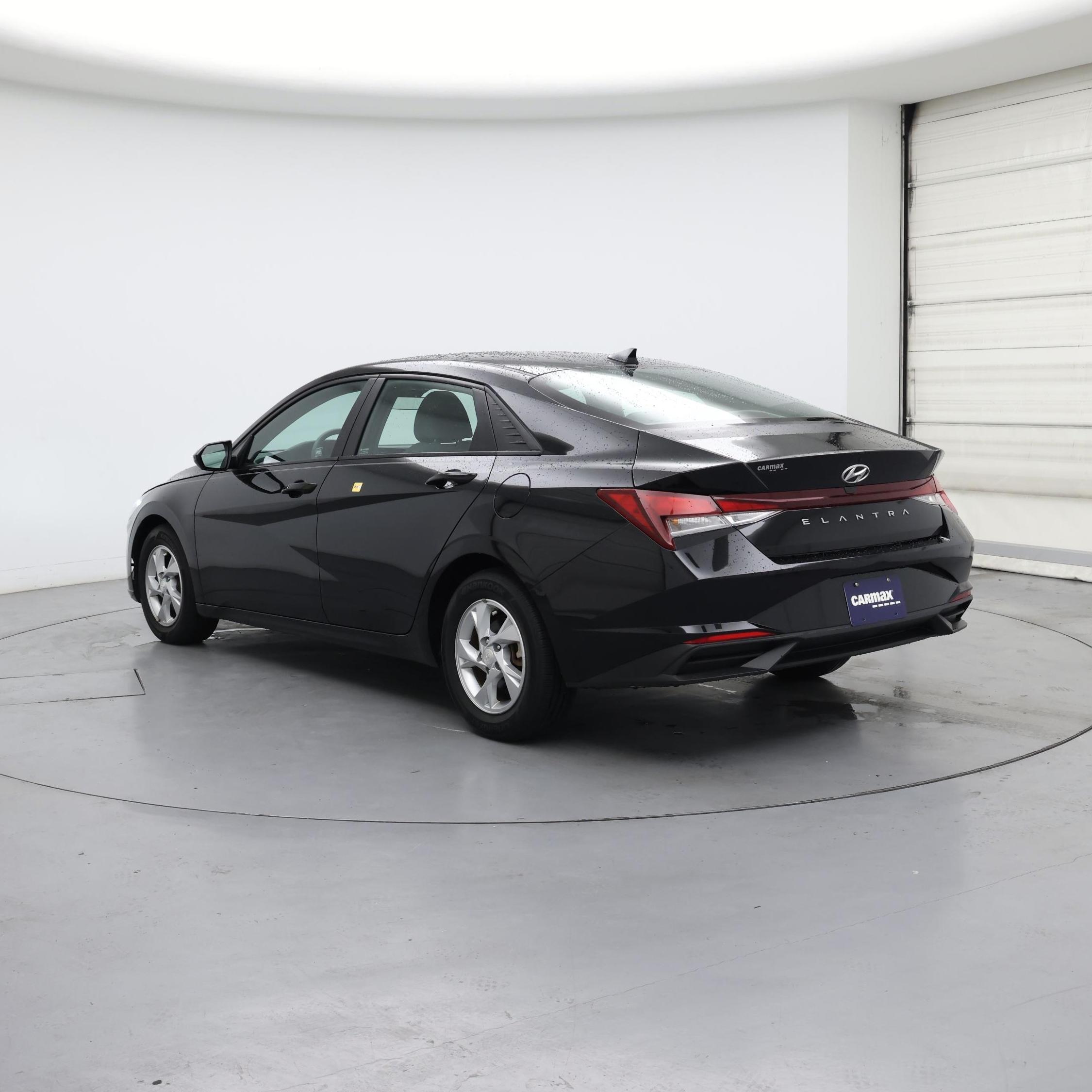 Thumbnail: 2021 Hyundai Elantra - 2