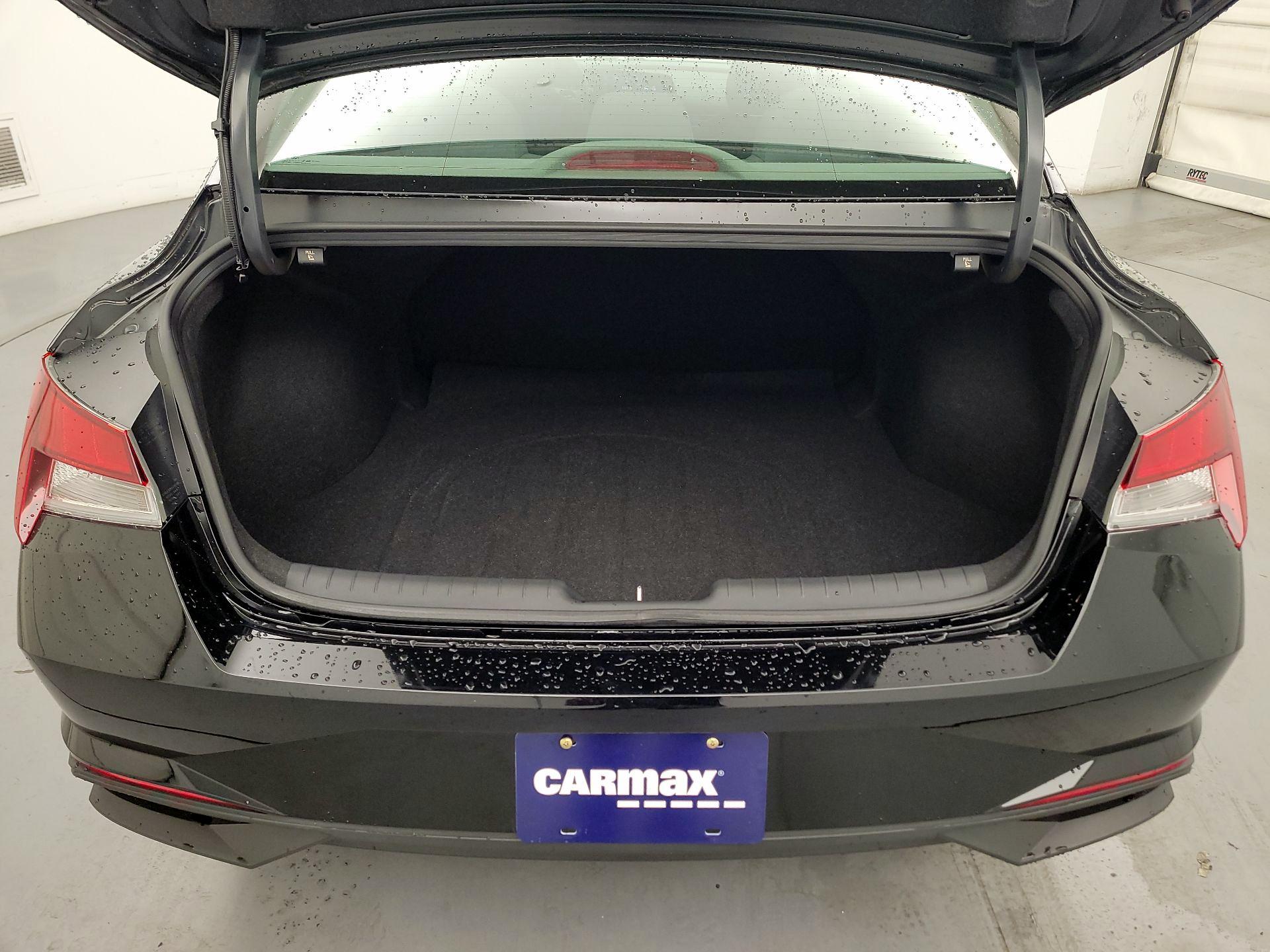 Thumbnail: 2021 Hyundai Elantra - 20