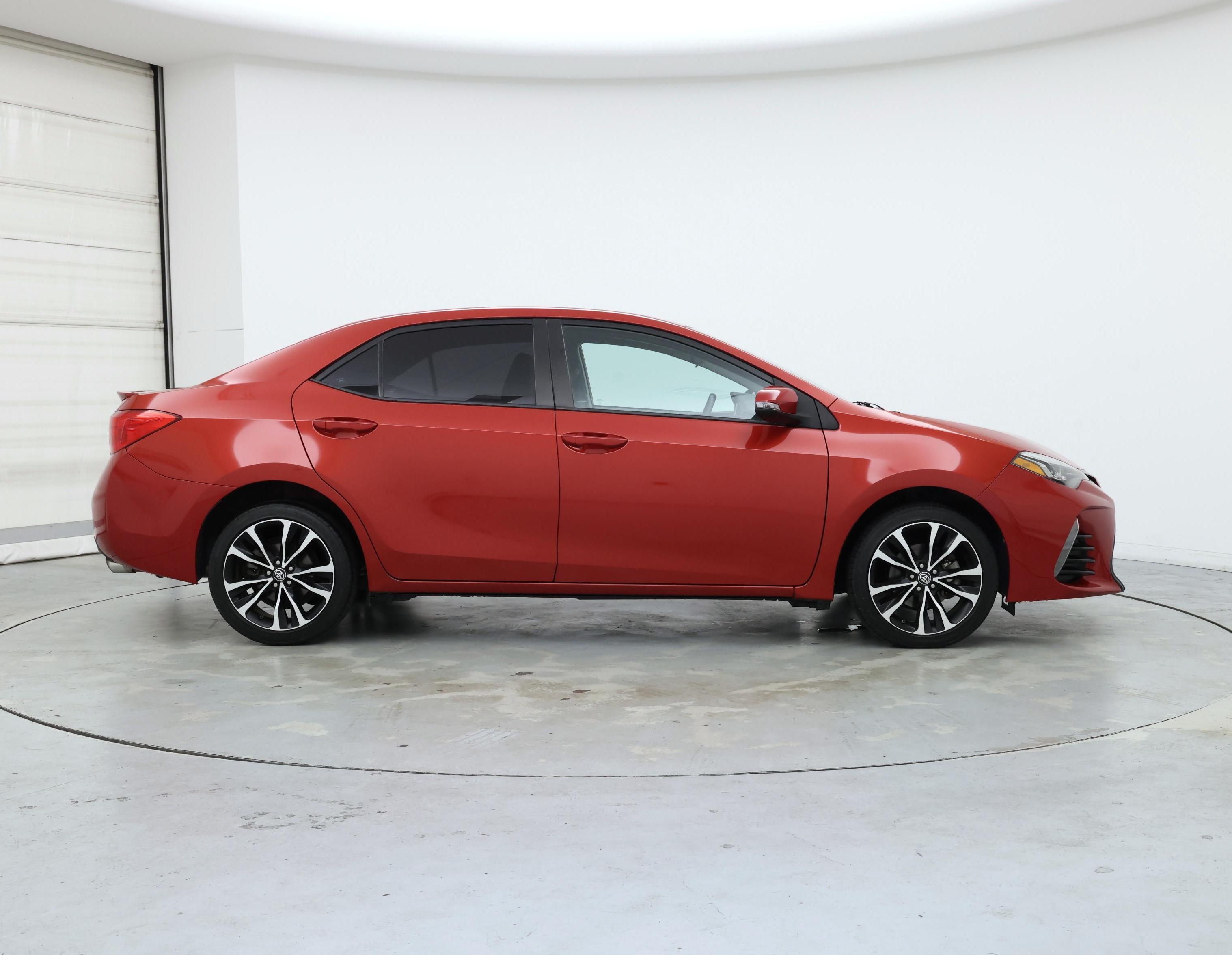 Thumbnail: 2017 Toyota Corolla - 7