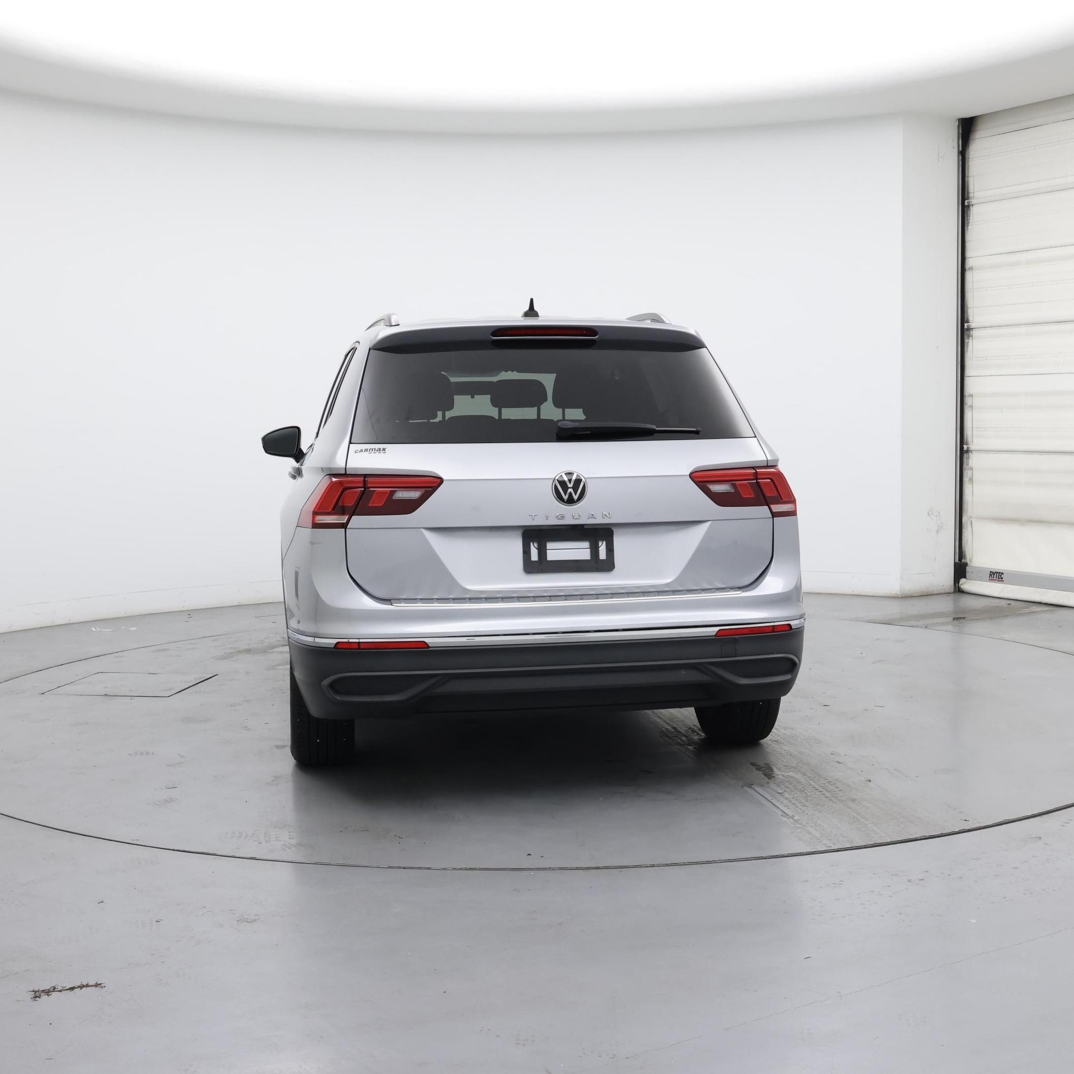 Thumbnail: 2022 Volkswagen Tiguan - 6