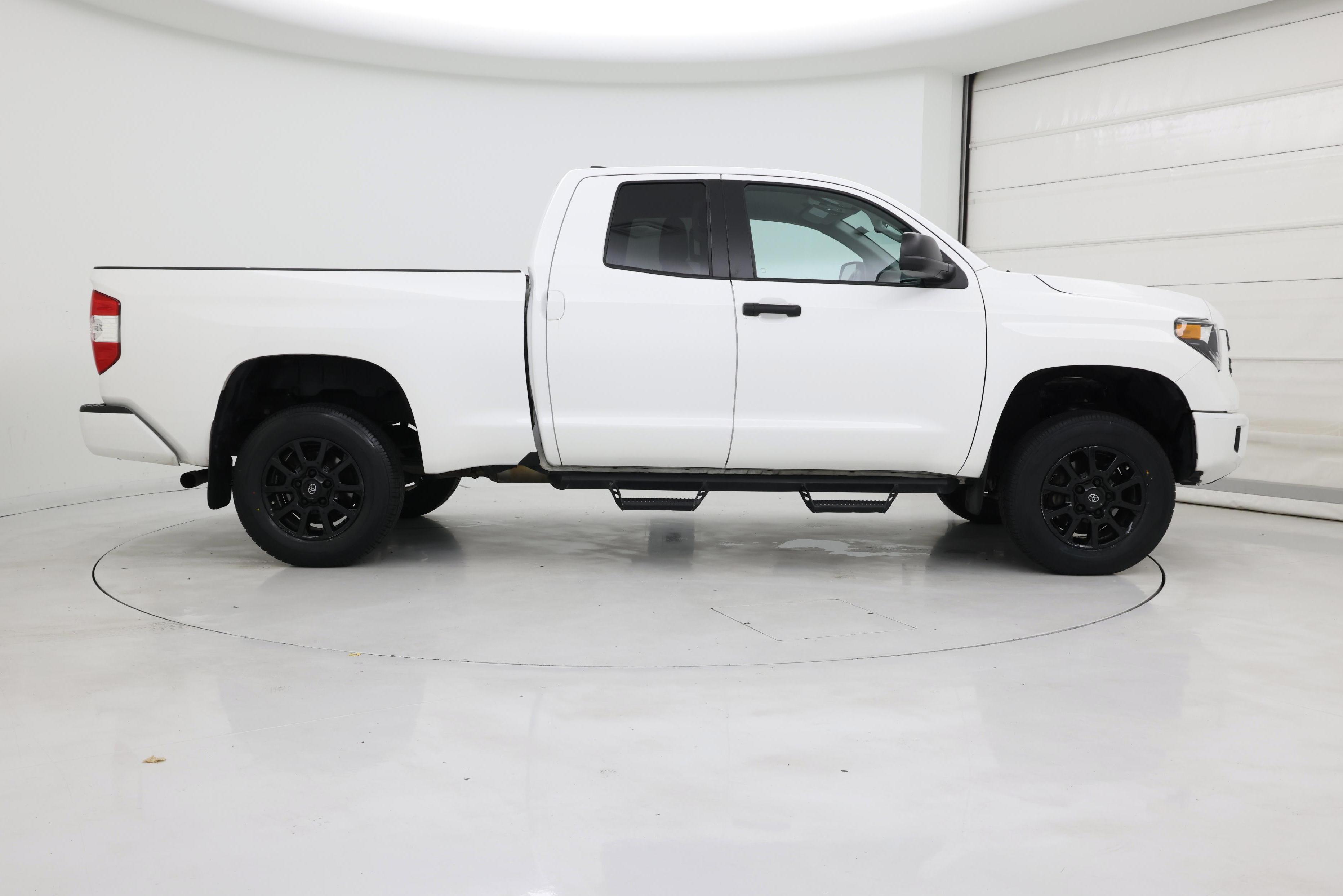 Thumbnail: 2021 Toyota Tundra - 7