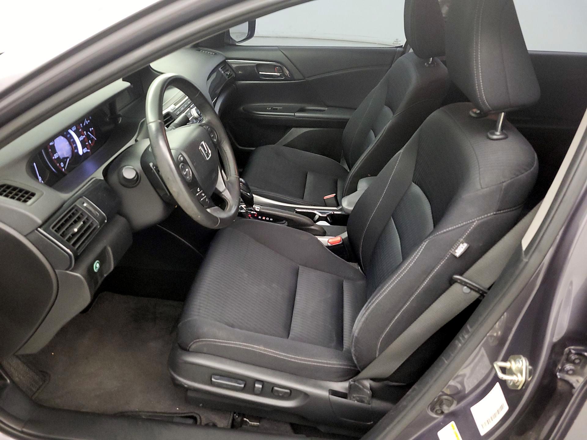 Thumbnail: 2015 Honda Accord - 9