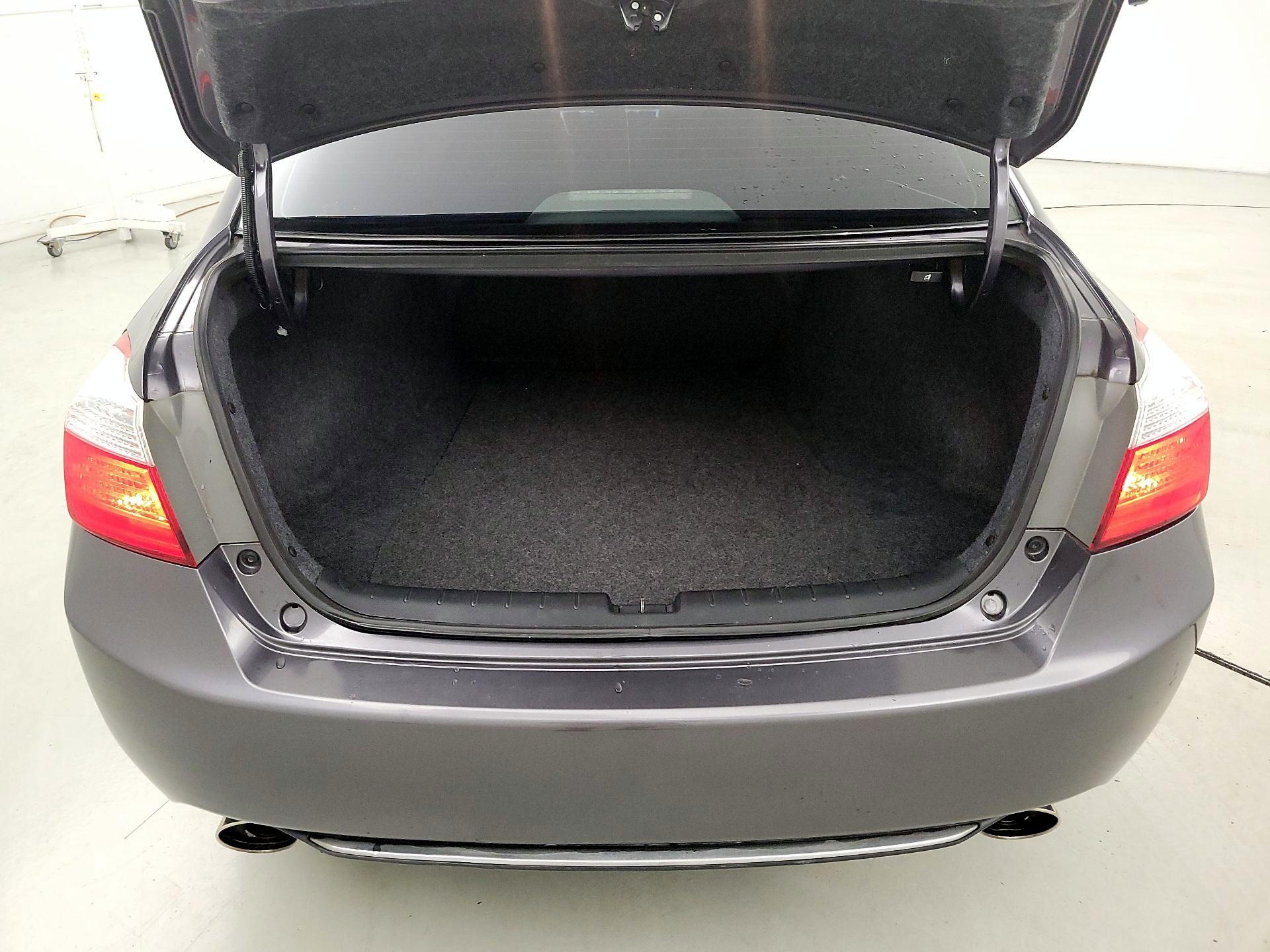 Thumbnail: 2015 Honda Accord - 18