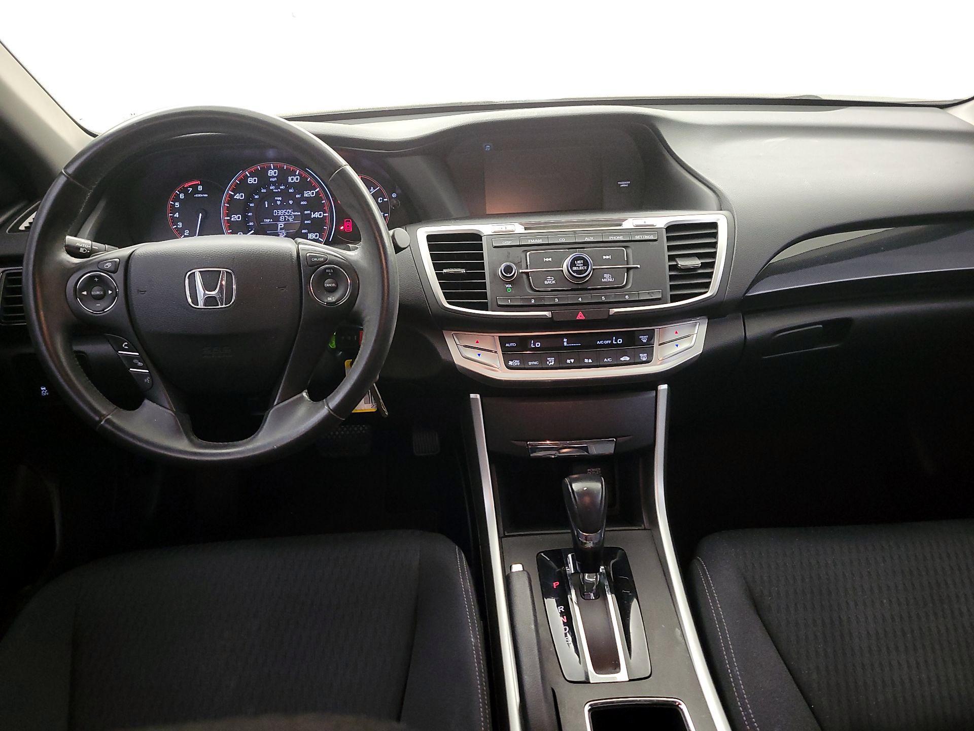Thumbnail: 2015 Honda Accord - 8