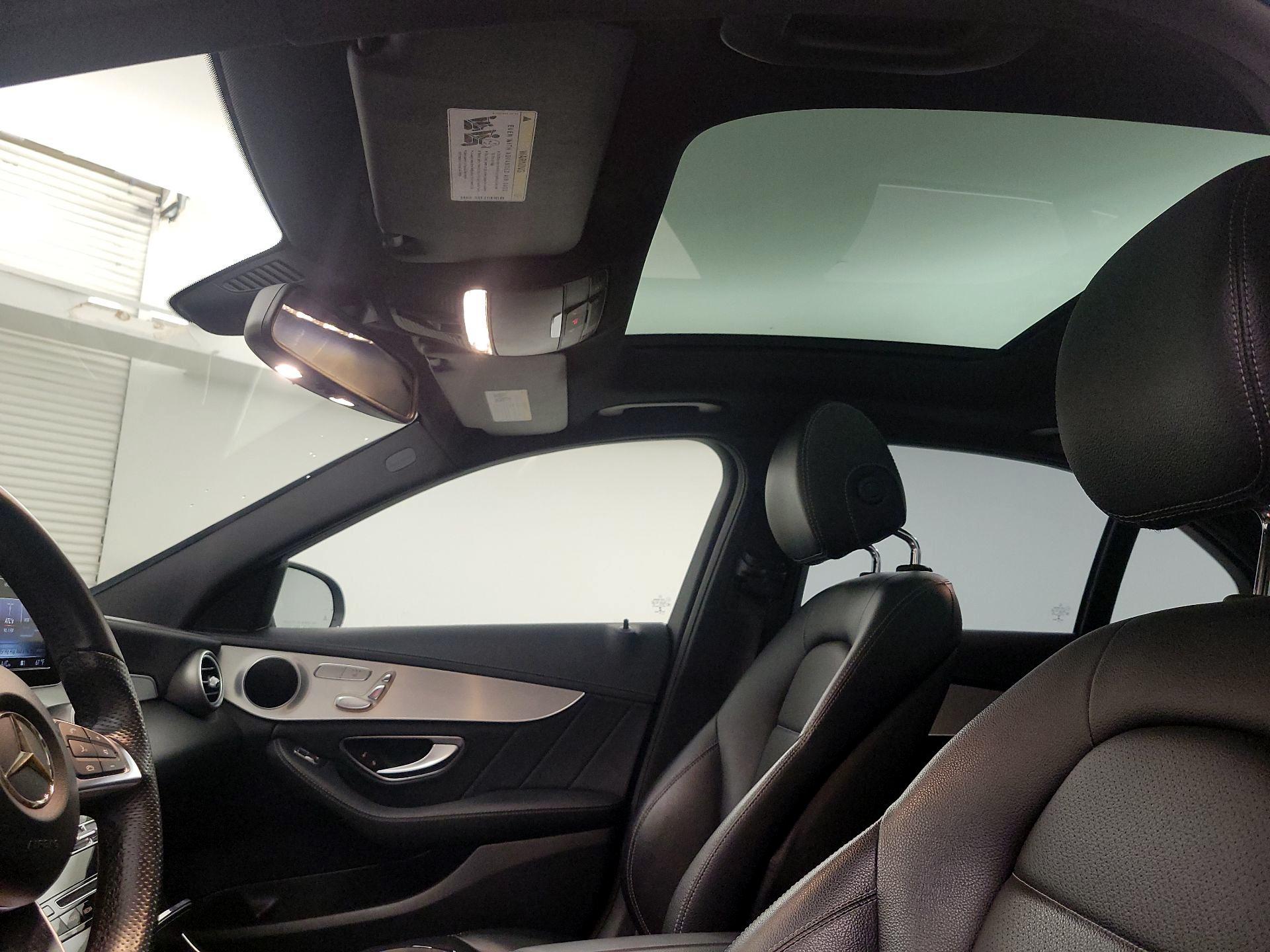 Thumbnail: 2015 Mercedes-Benz C-Class - 17