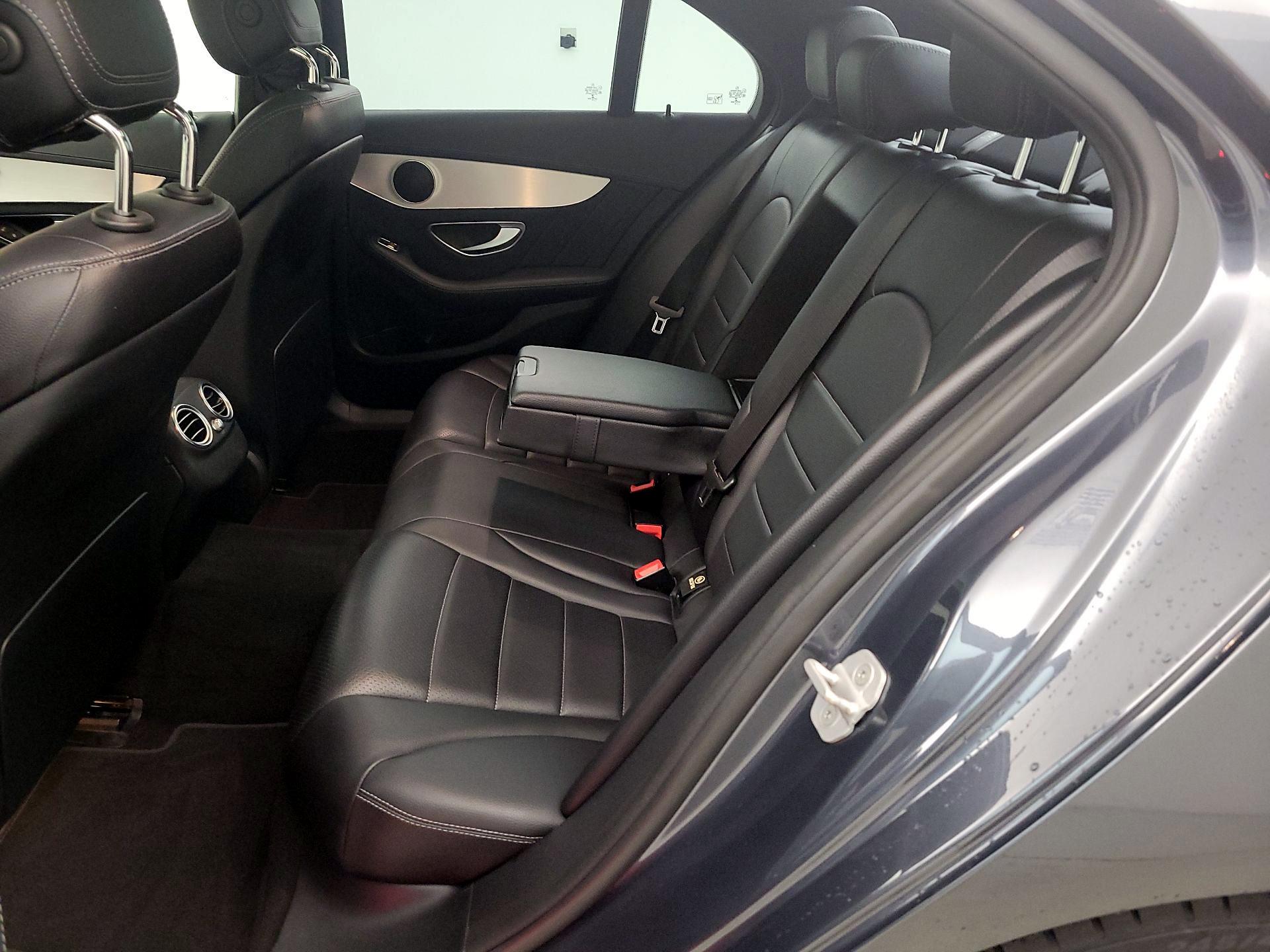 Thumbnail: 2015 Mercedes-Benz C-Class - 18