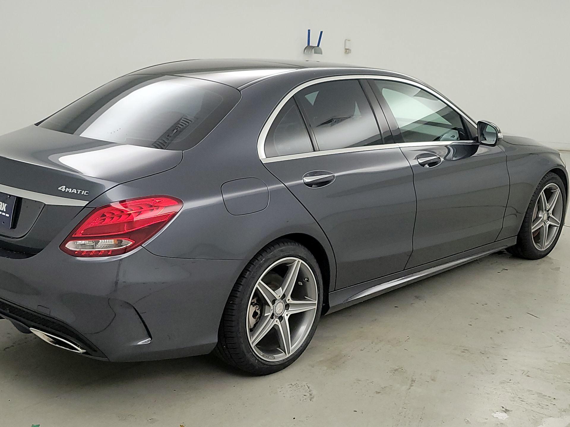 Thumbnail: 2015 Mercedes-Benz C-Class - 5