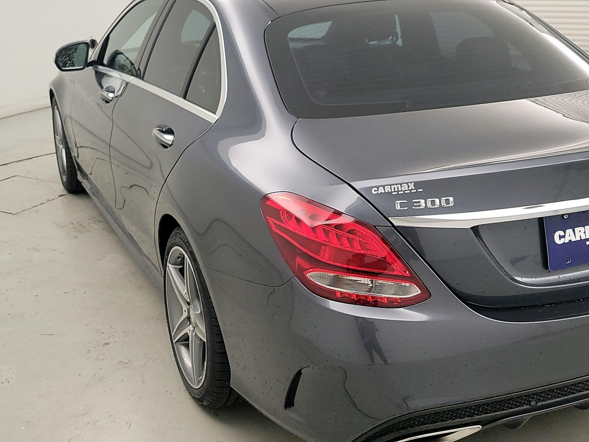 Thumbnail: 2015 Mercedes-Benz C-Class - 7