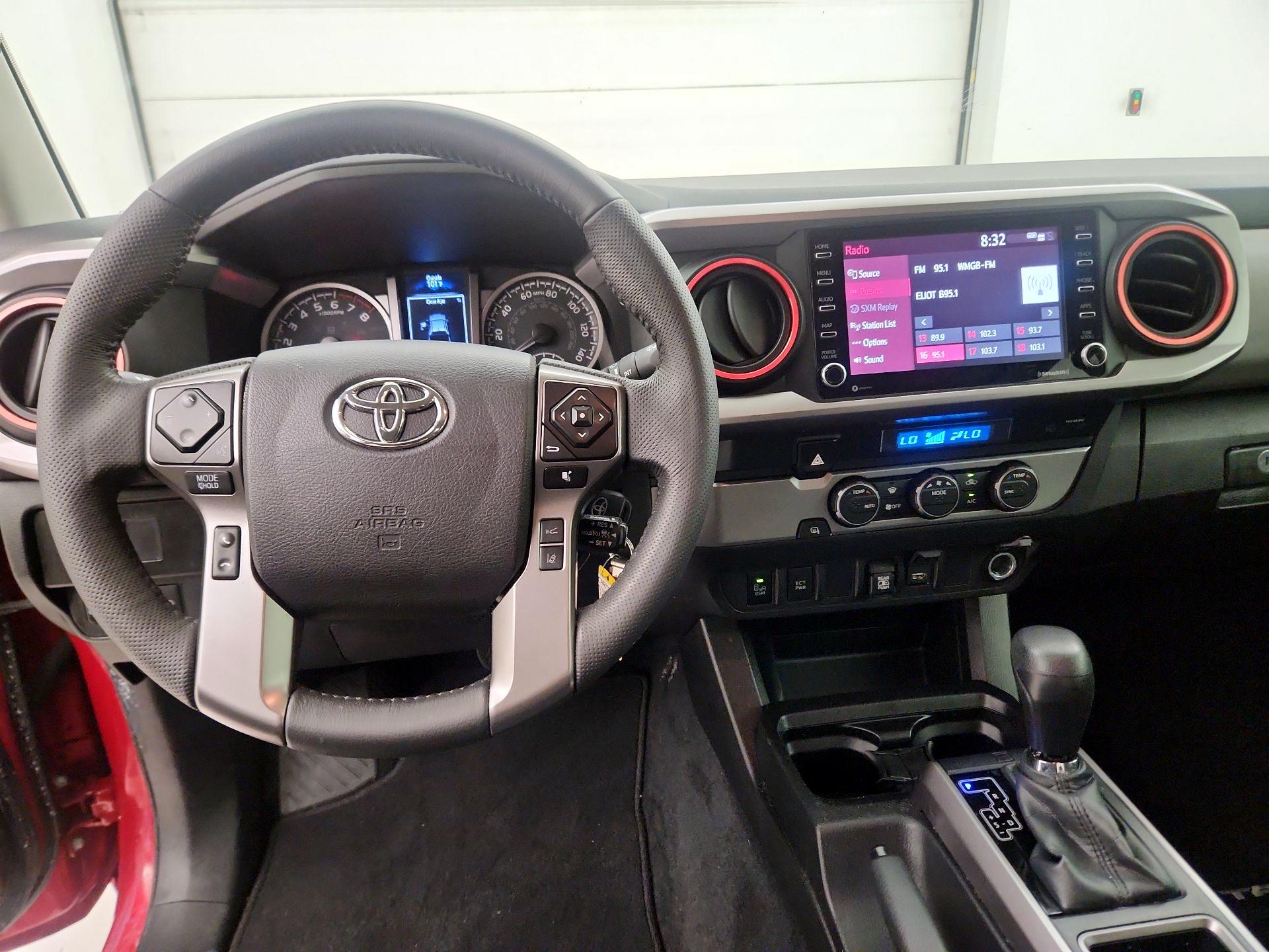 Thumbnail: 2022 Toyota Tacoma - 9