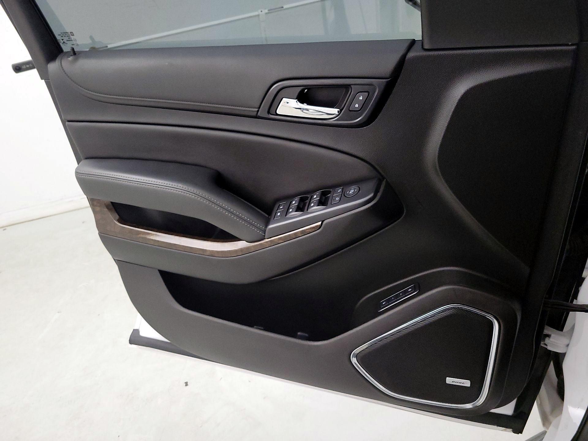 Thumbnail: 2020 Chevrolet Tahoe - 10