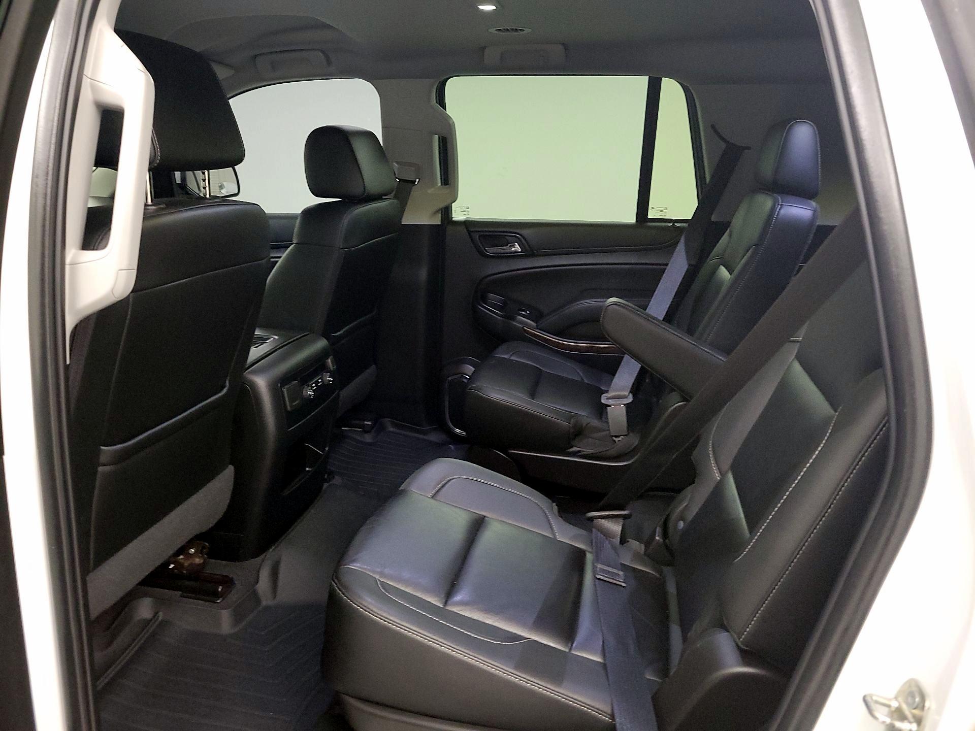 Thumbnail: 2020 Chevrolet Tahoe - 17