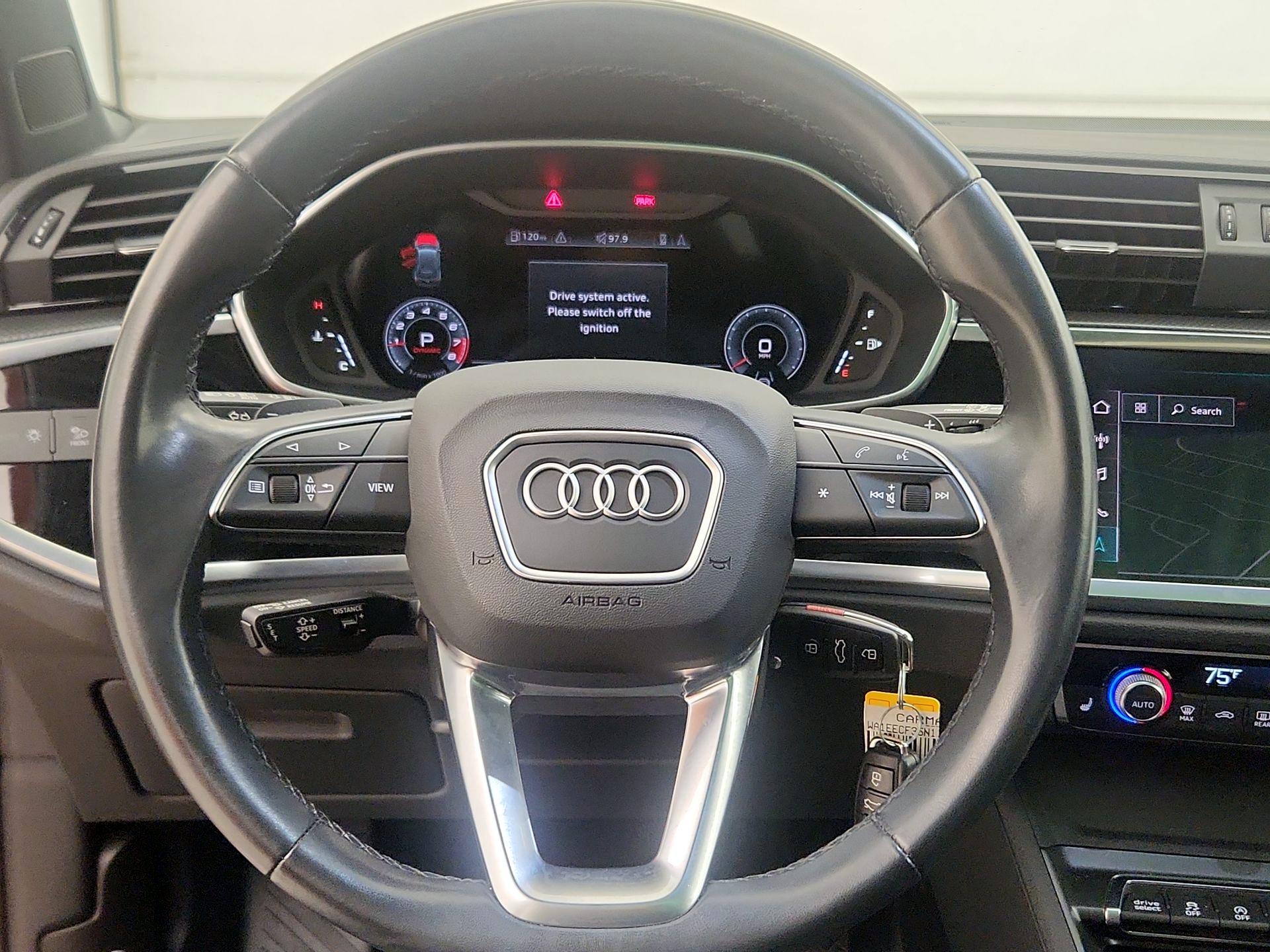 Thumbnail: 2022 Audi Q3 - 10