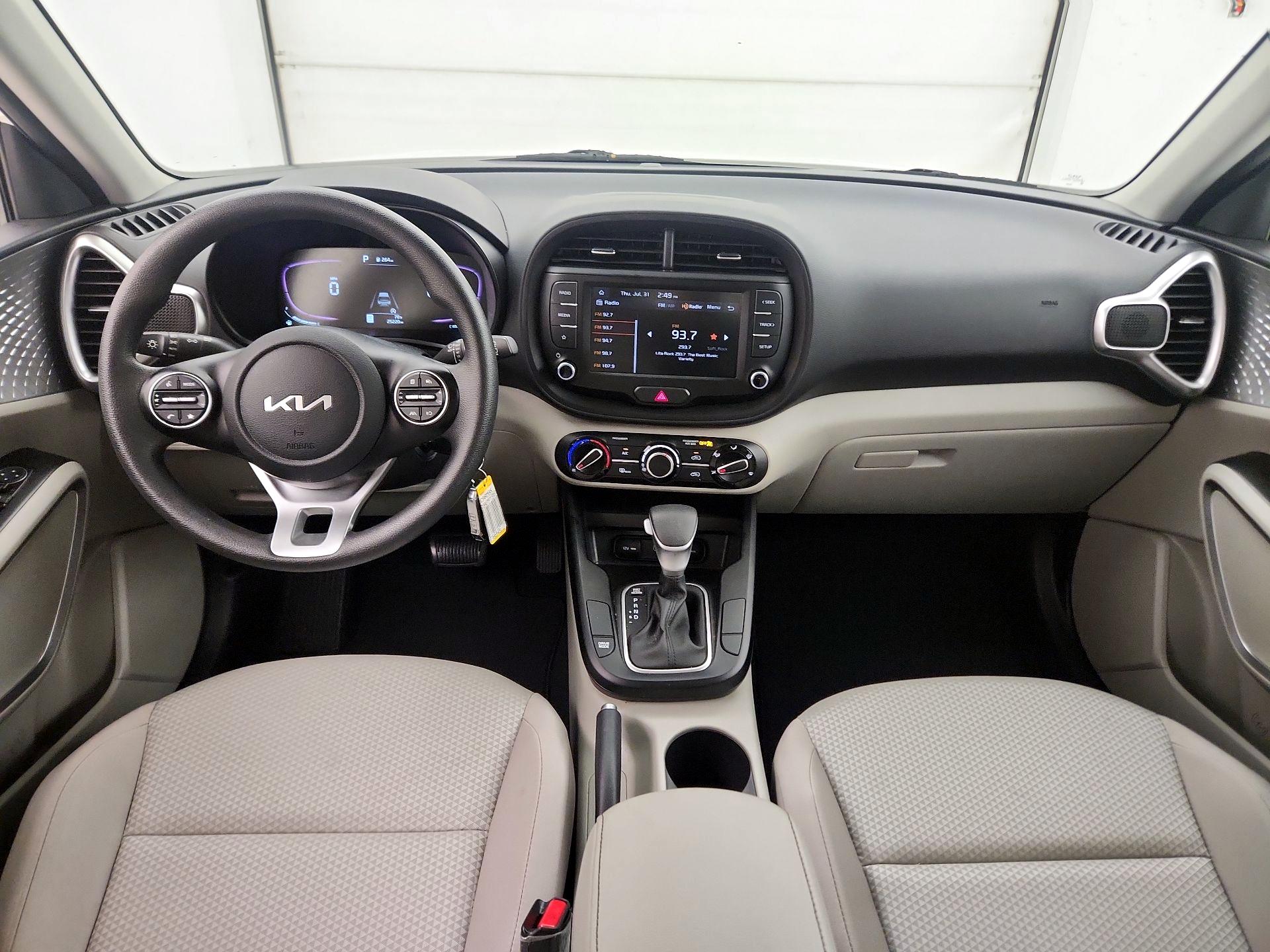 Thumbnail: 2023 Kia Soul - 9