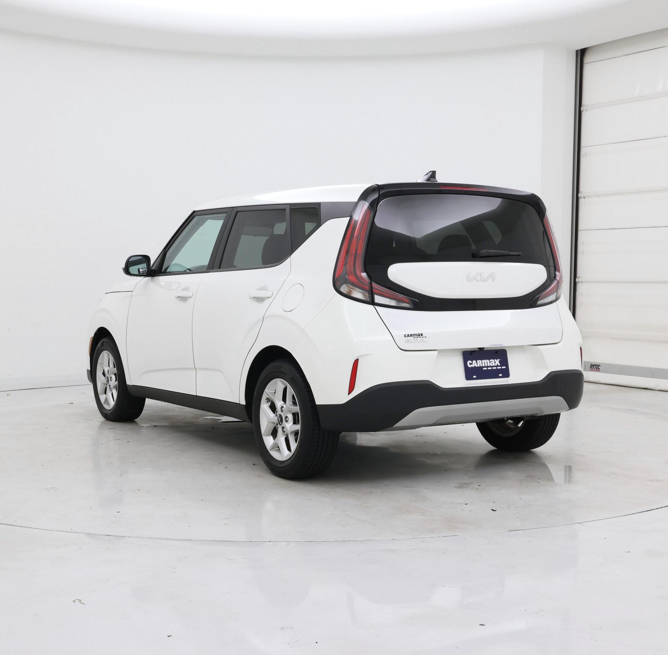 Thumbnail: 2023 Kia Soul - 2