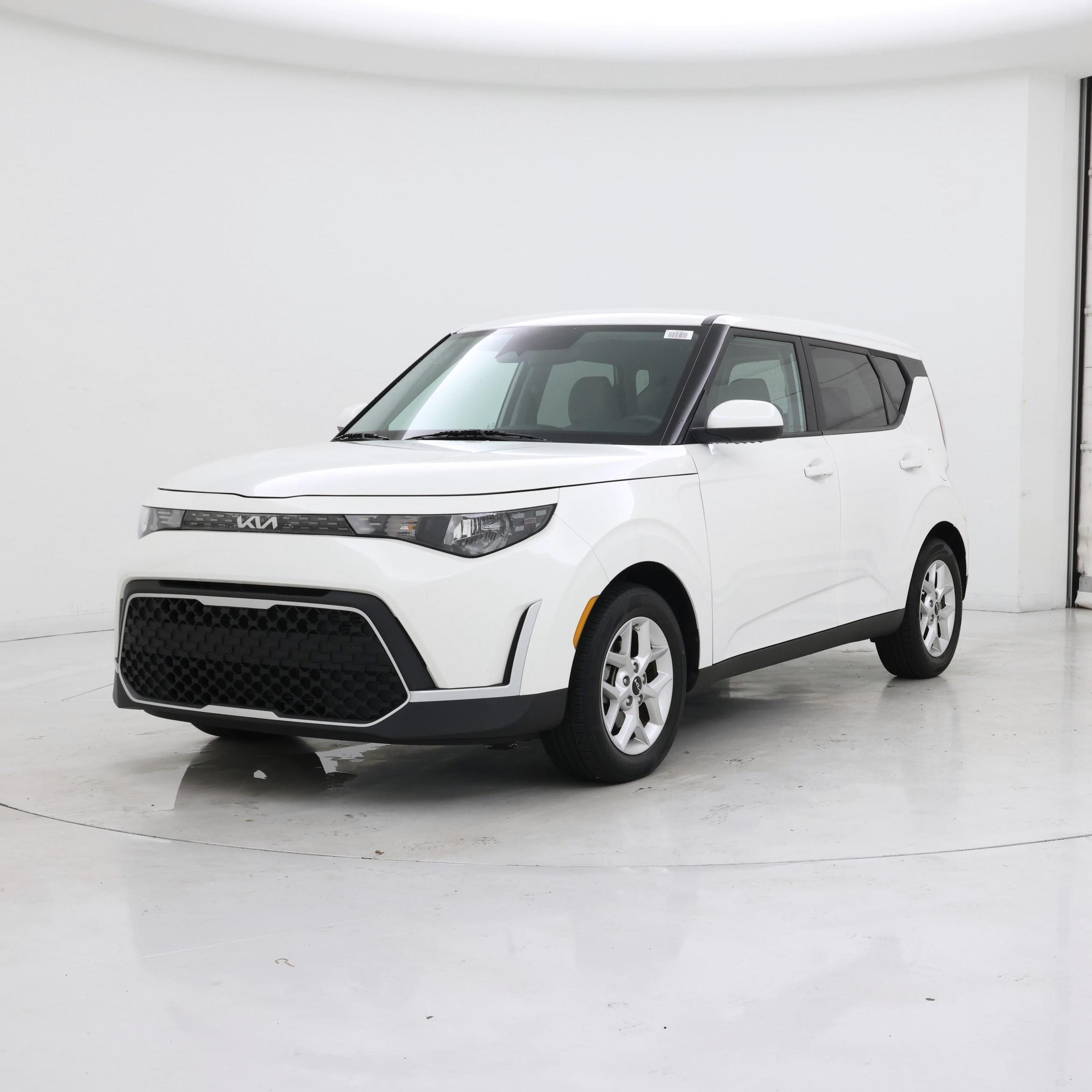 Thumbnail: 2023 Kia Soul - 4
