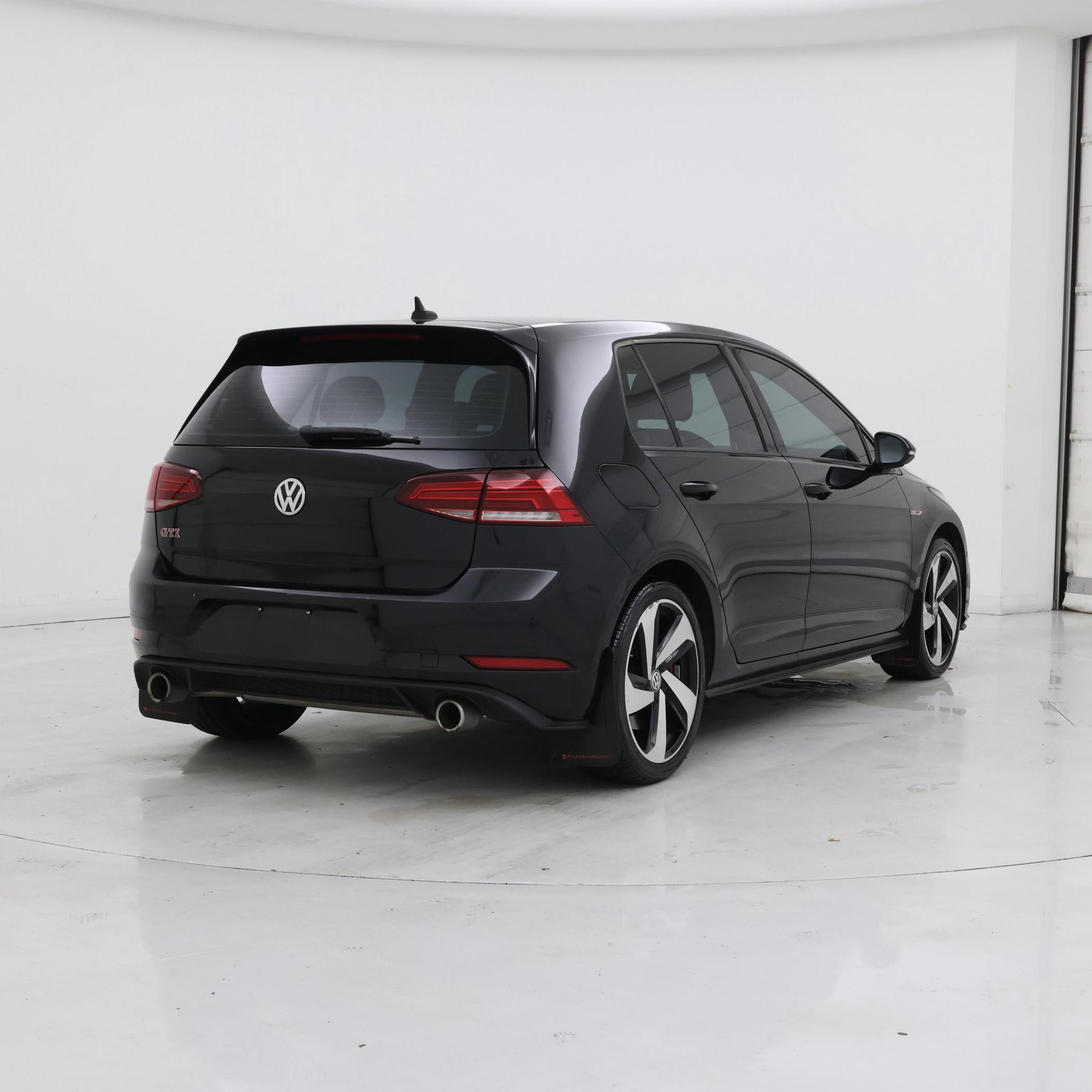 Thumbnail: 2019 Volkswagen Golf - 8