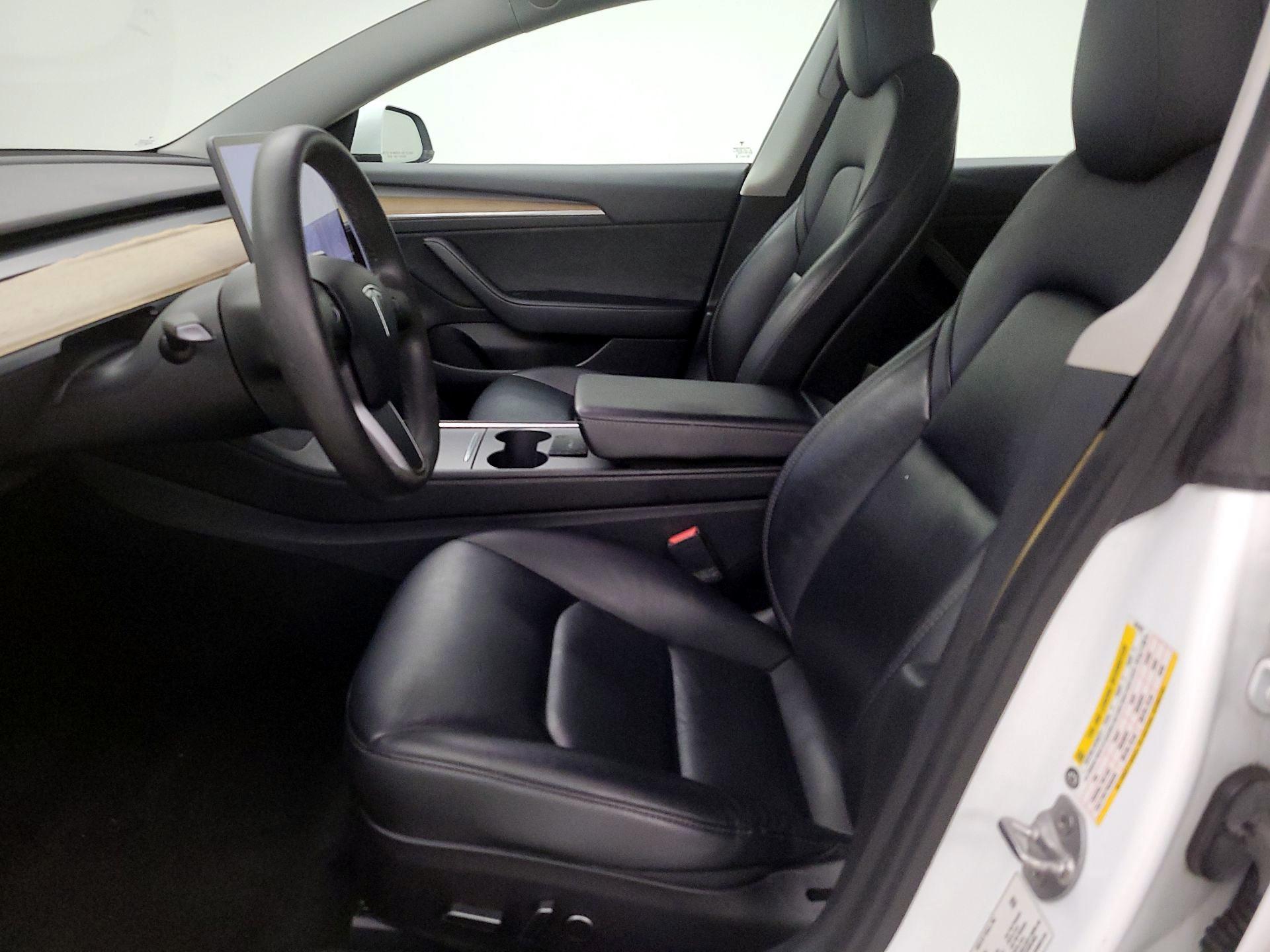 Thumbnail: 2021 Tesla Model 3 - 9