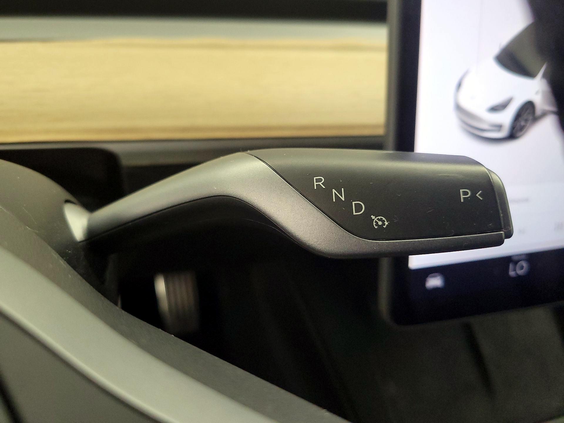 Thumbnail: 2021 Tesla Model 3 - 15