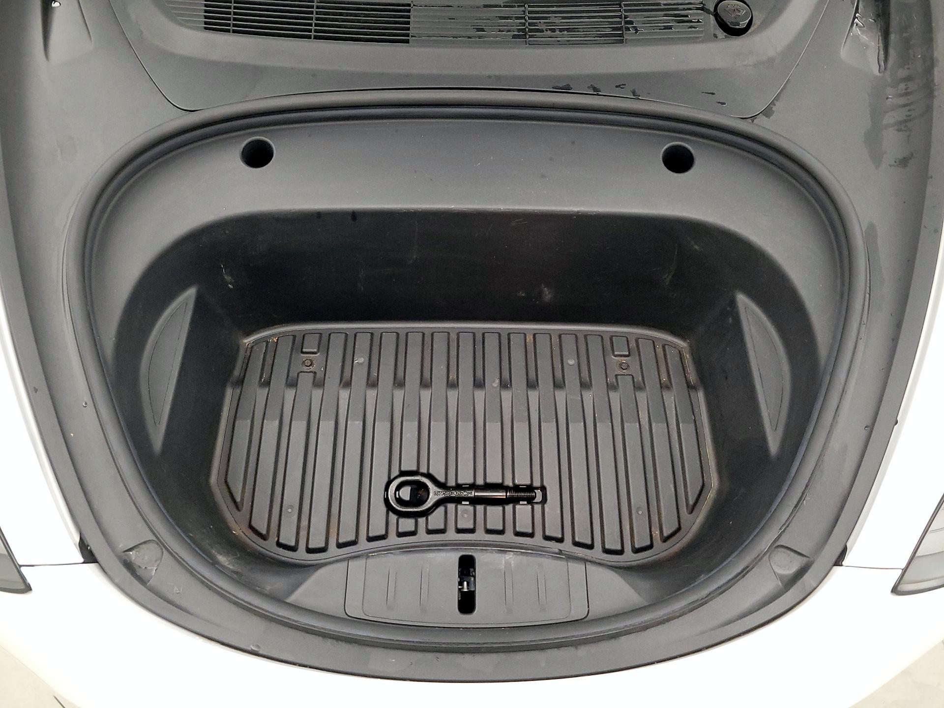 Thumbnail: 2021 Tesla Model 3 - 20