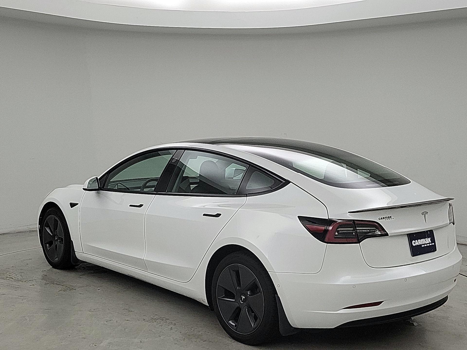 Thumbnail: 2021 Tesla Model 3 - 7