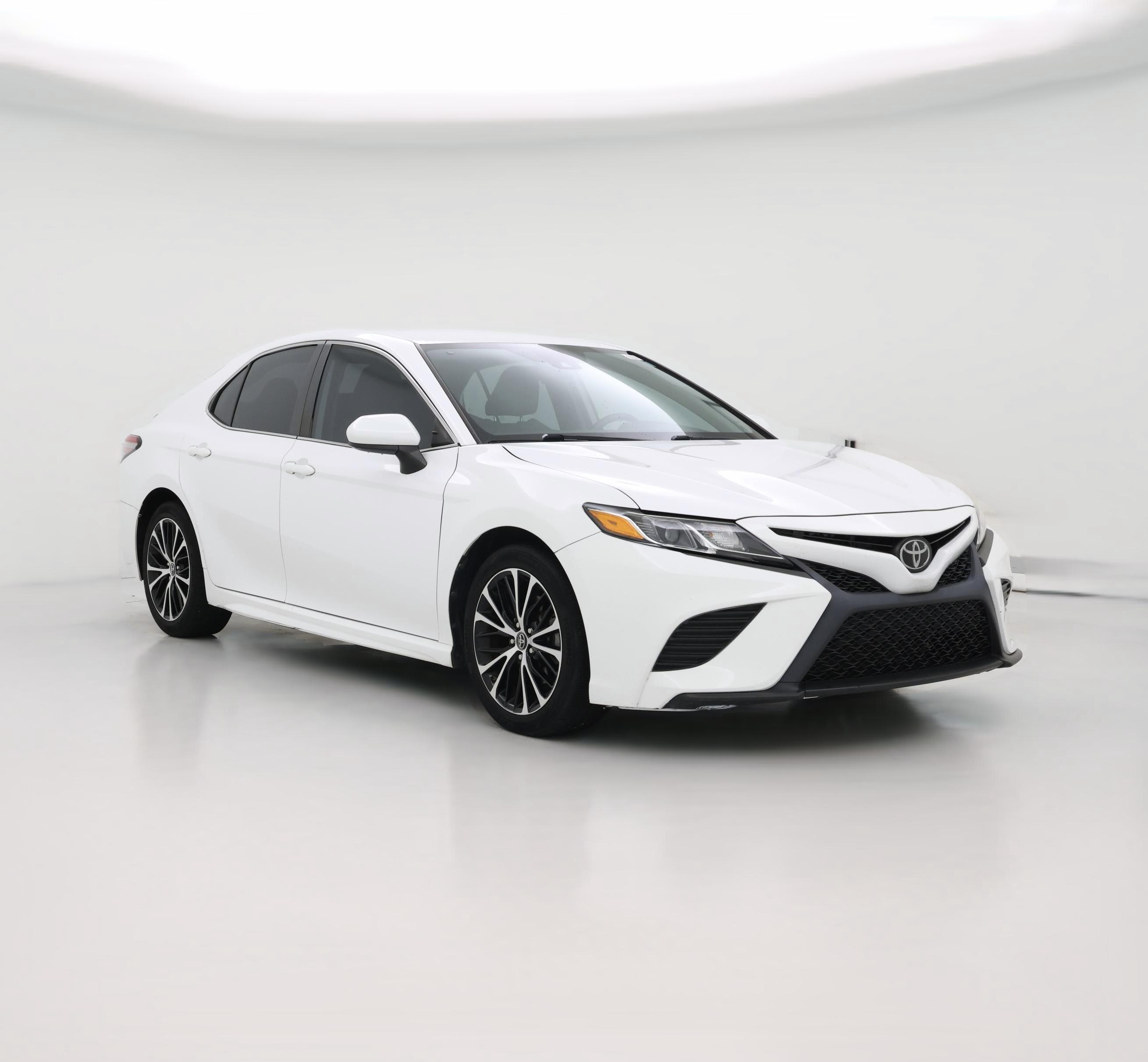 Thumbnail: 2019 Toyota Camry - 1