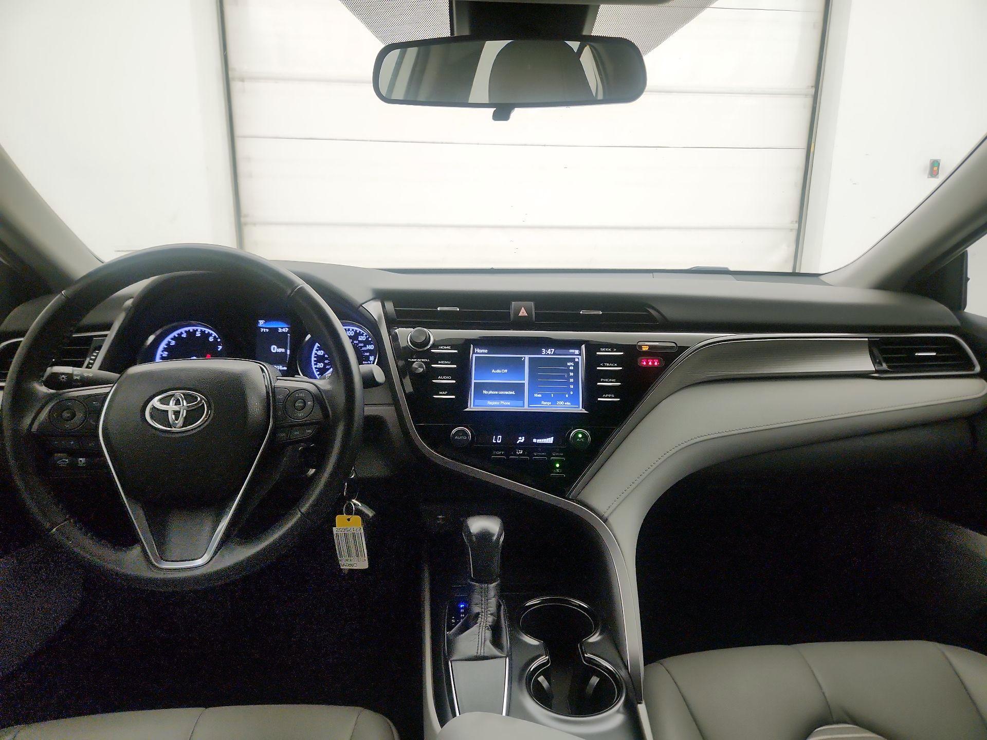 Thumbnail: 2019 Toyota Camry - 9