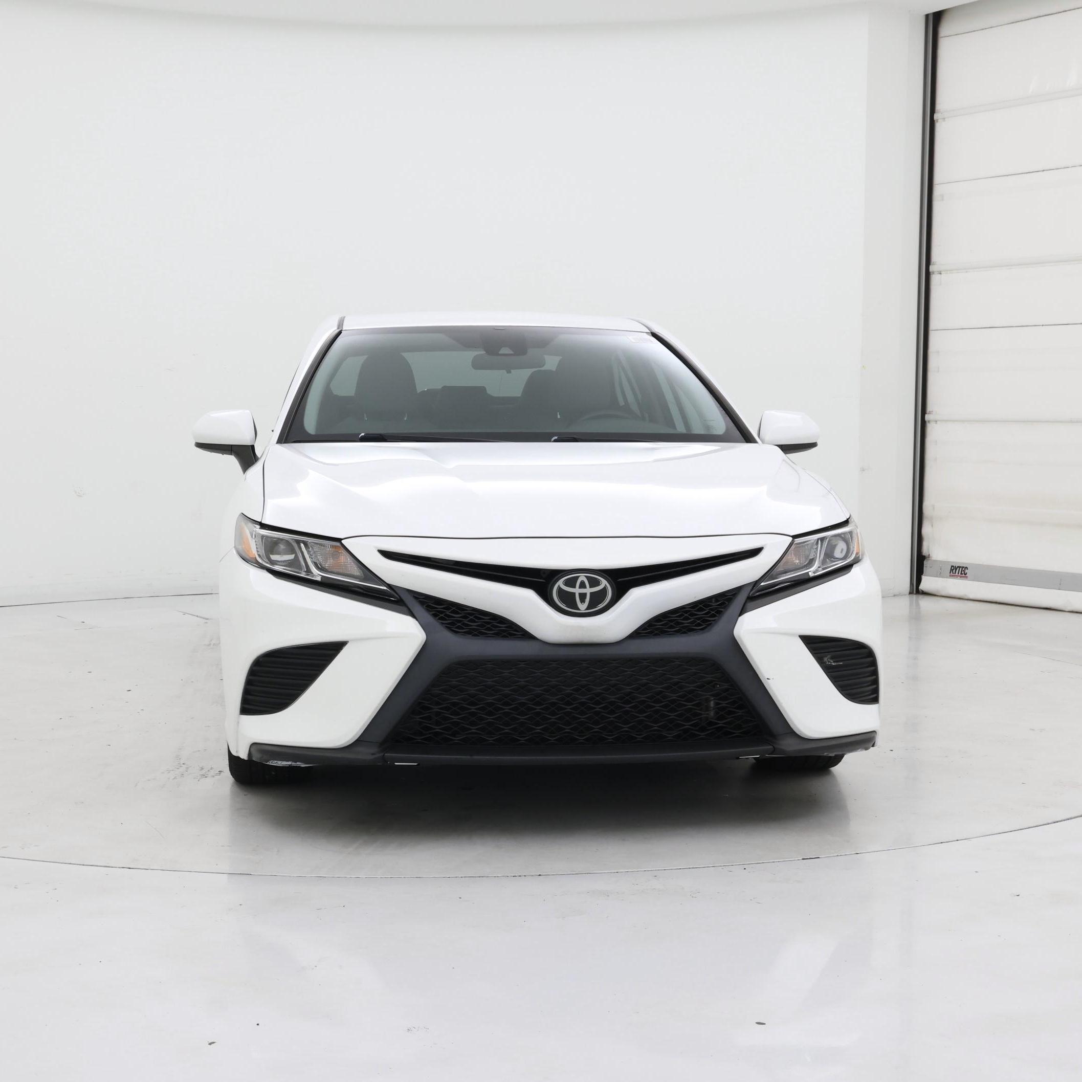 Thumbnail: 2019 Toyota Camry - 5