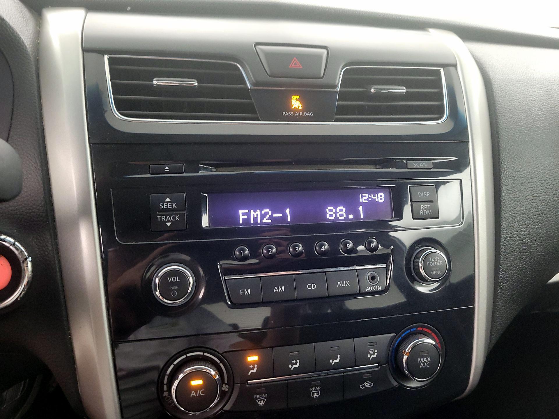 Thumbnail: 2013 Nissan Altima - 12